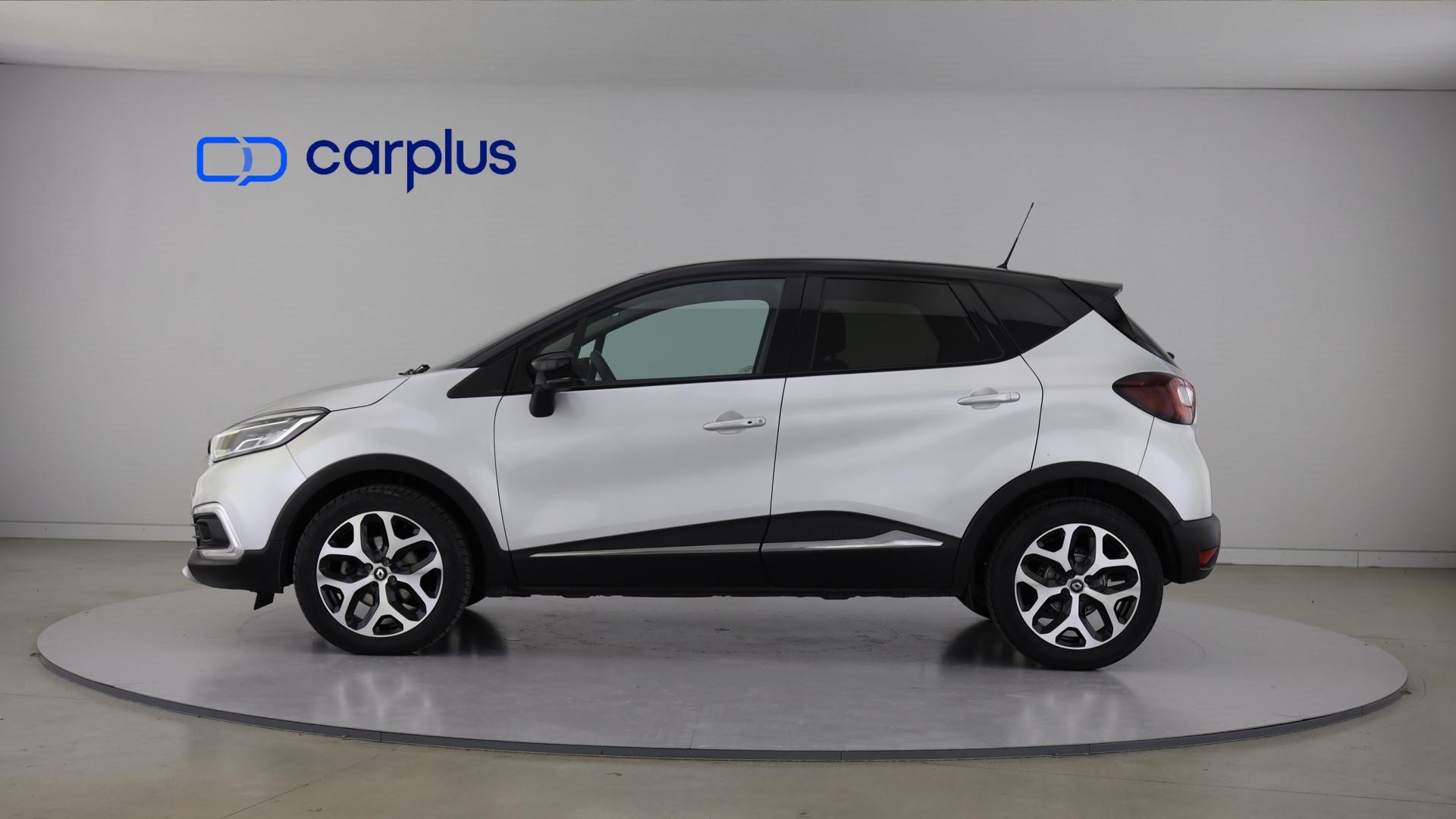 Renault Captur 1.5 dCi 90 Energy Exclusive EDC — photo 4