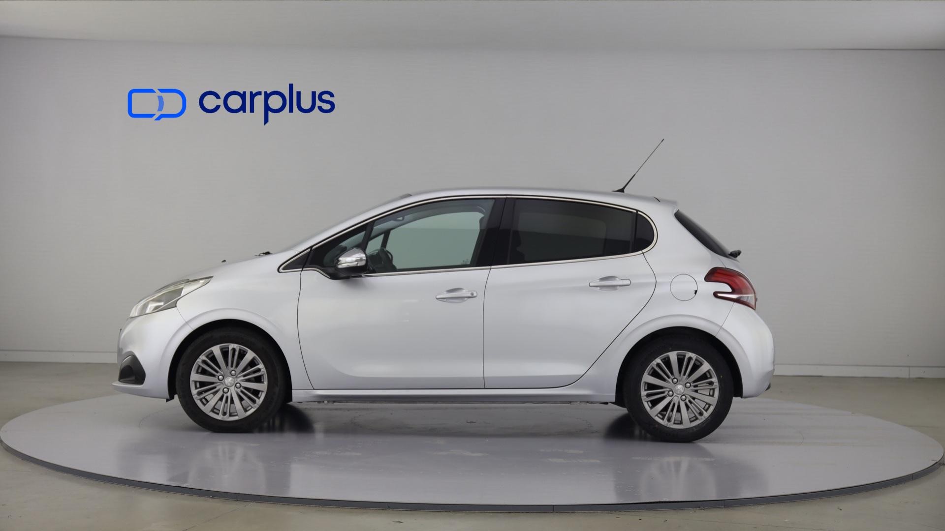 Peugeot 208 Active 1.2 PureTech 82 CVM5 — photo 4