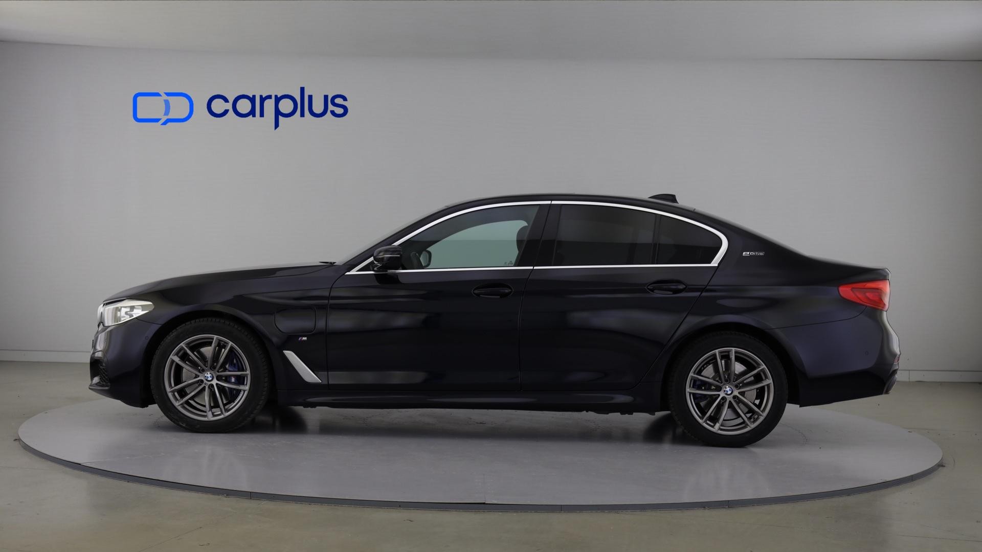 BMW Serie 5 530e iPerformance — photo 4