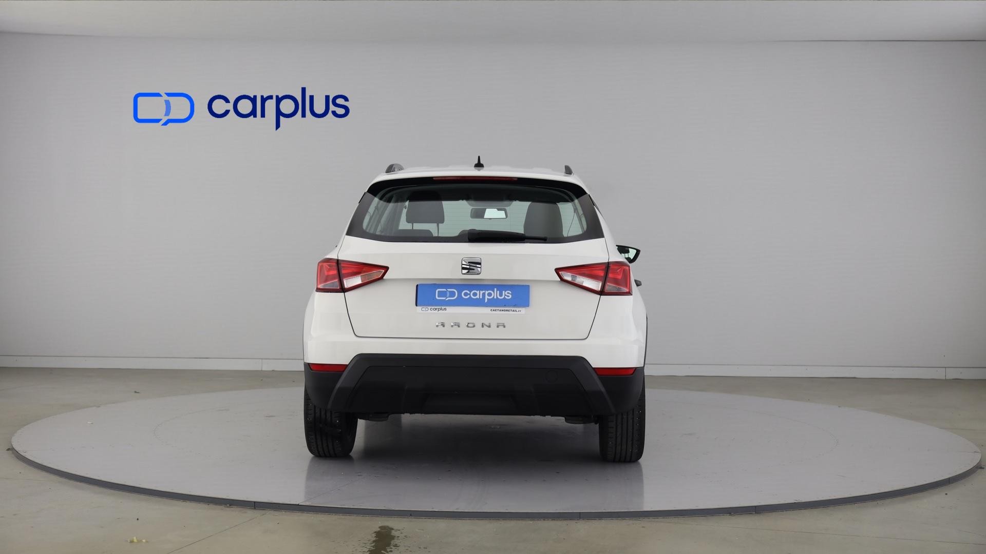 SEAT Arona 1.0 TSI STYLE 5v — photo 2