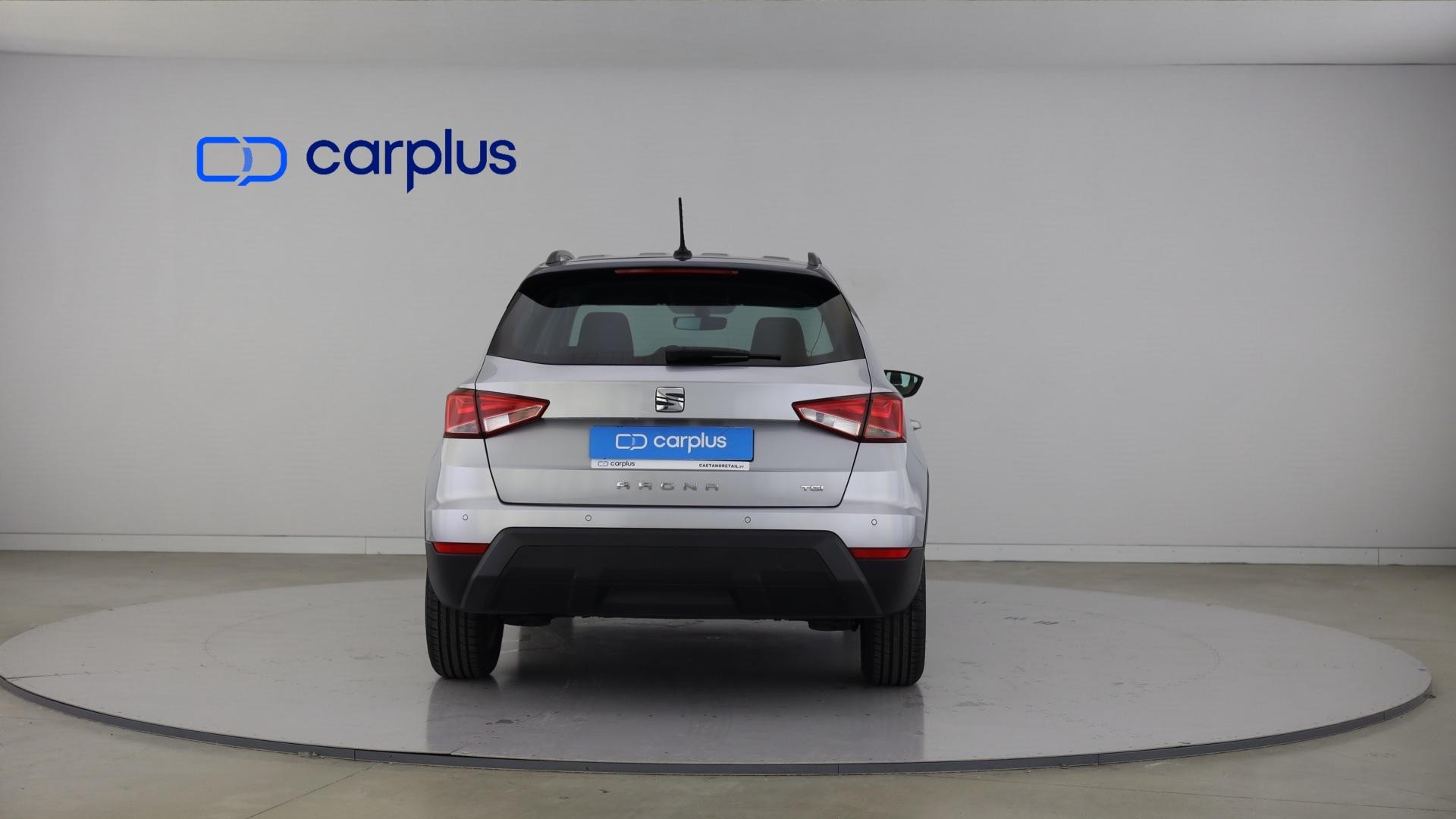 SEAT Arona 1.0 TGI REFERENCE 6v — photo 2
