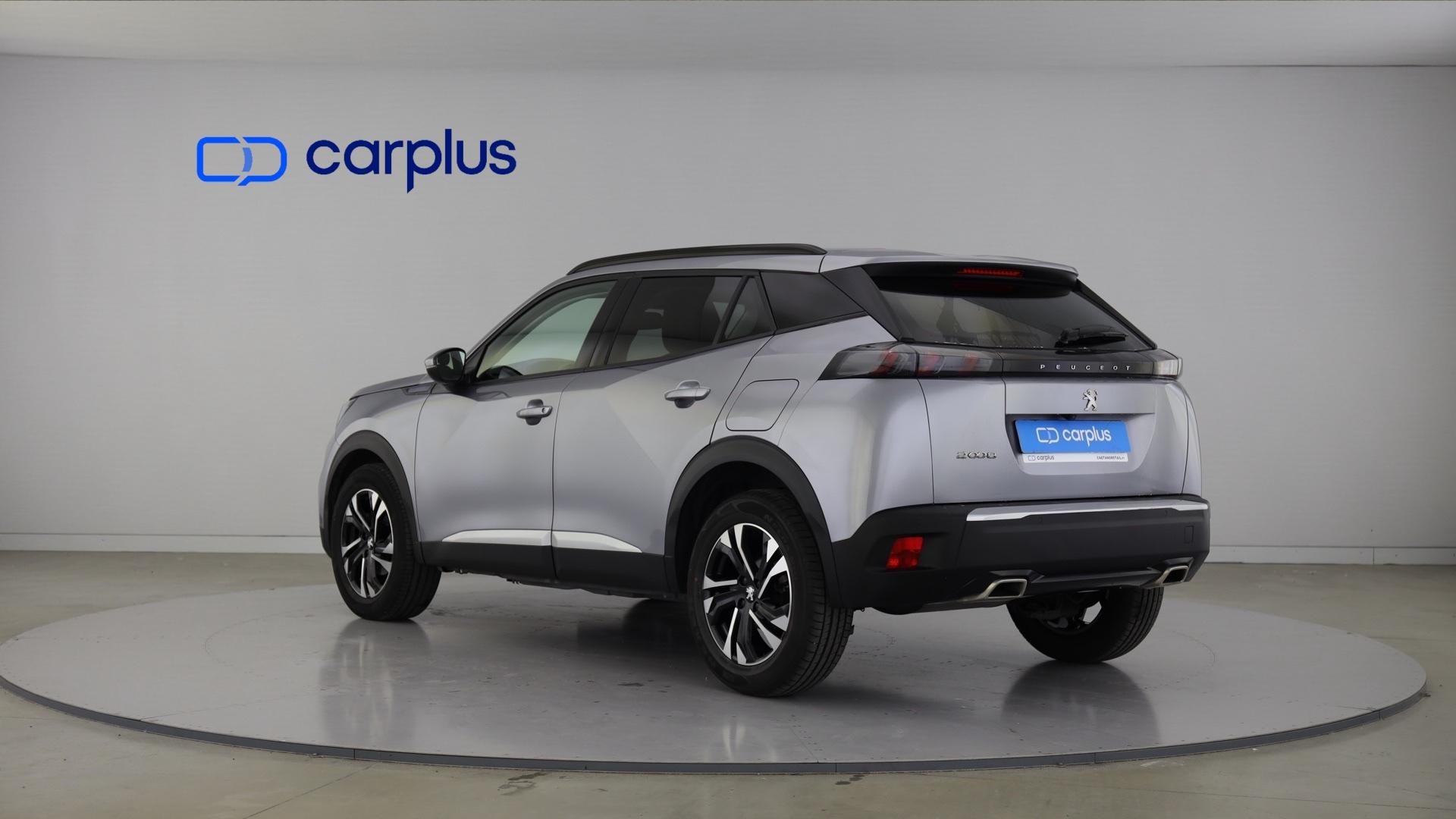 Peugeot 2008 1.2 PureTech 130cv Allure — photo 3