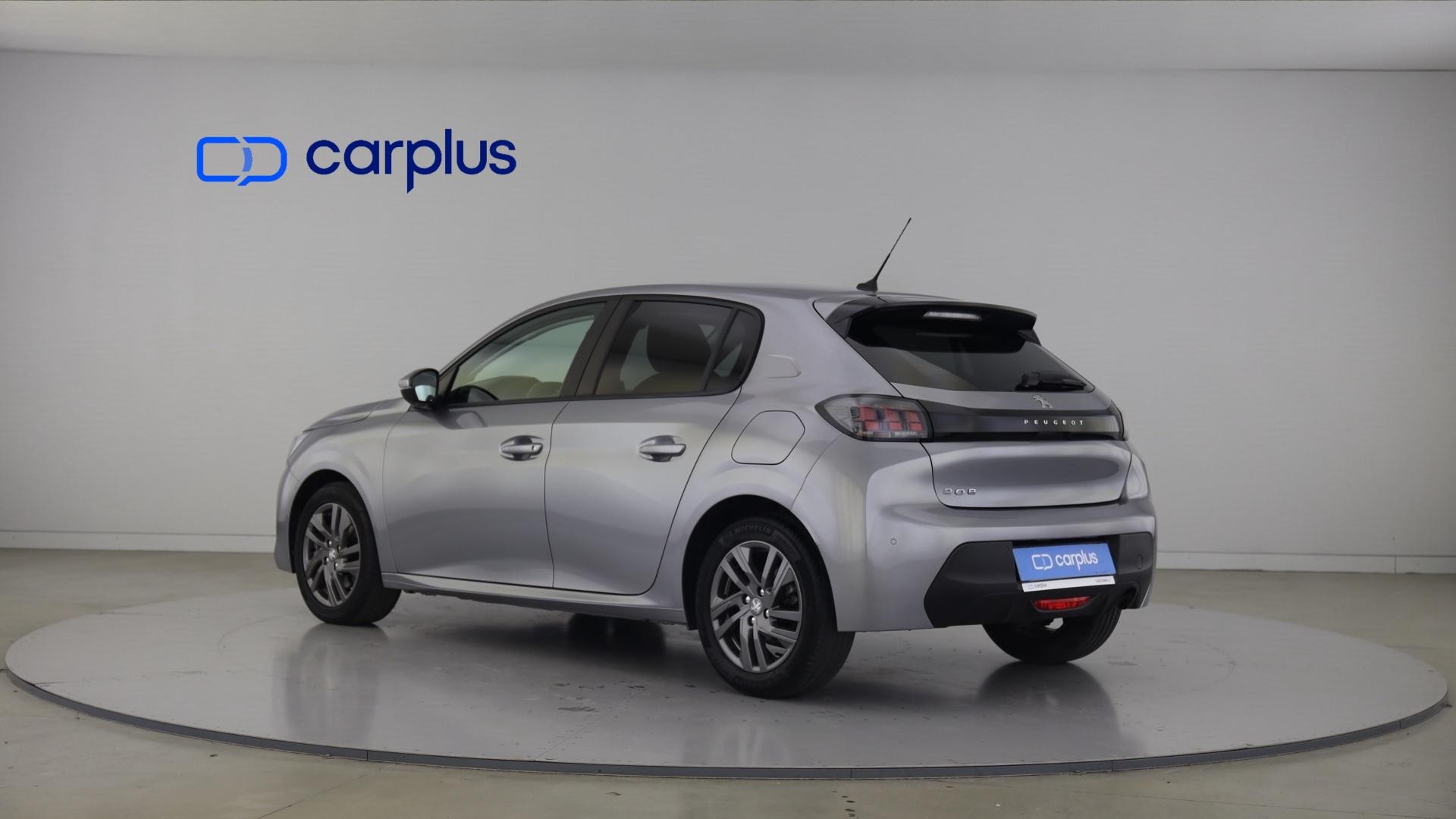 Peugeot 208 1.2 PureTech 100cv Allure — photo 3