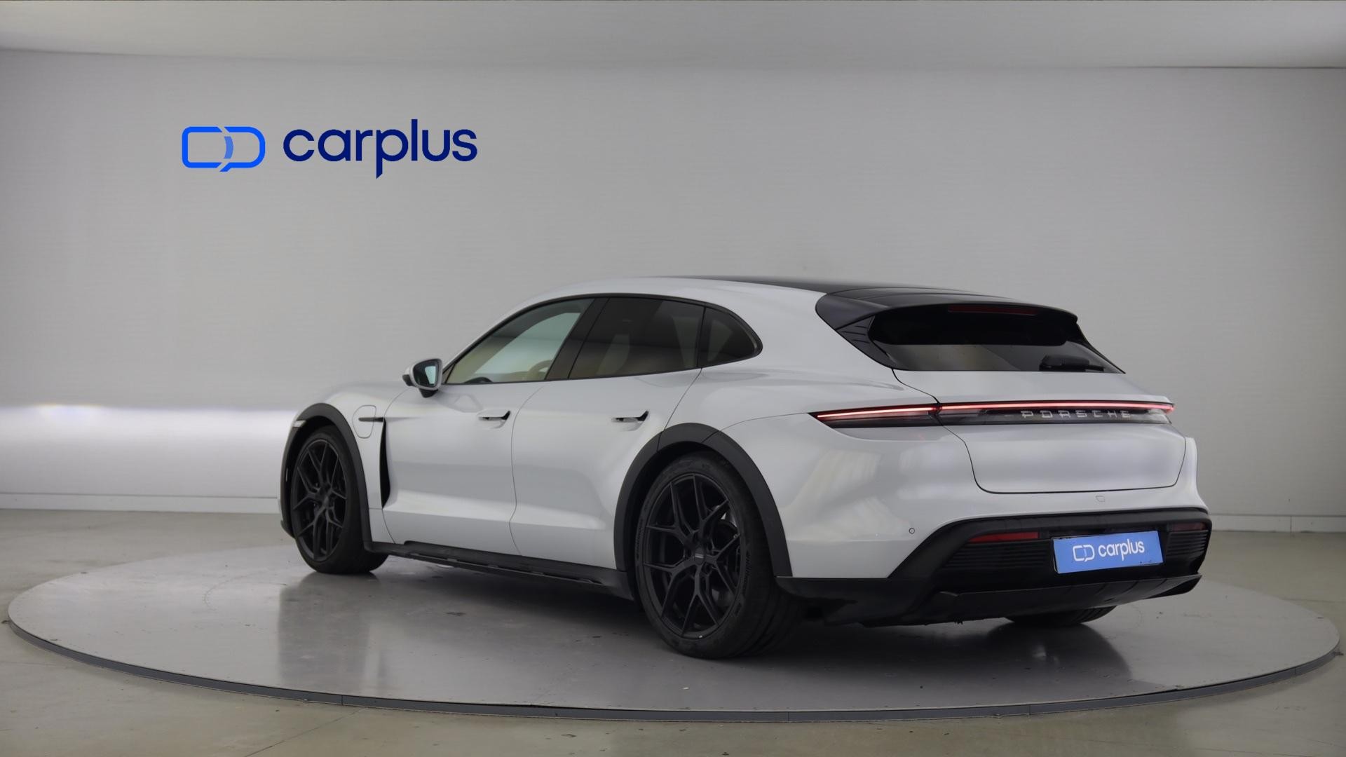 Porsche Taycan 4S Sport Tursimo — photo 3