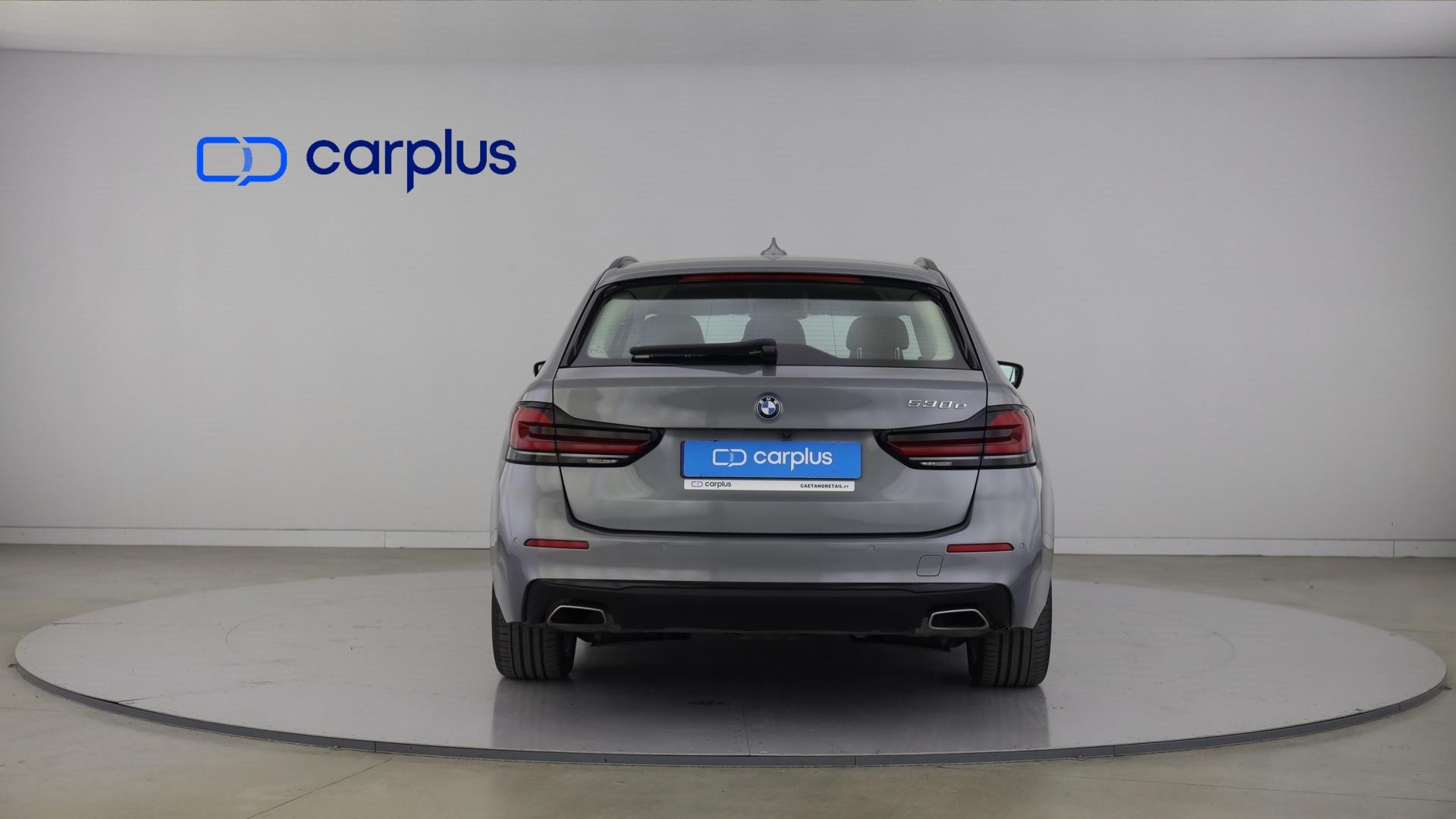 BMW Serie 5 530e Auto — photo 2