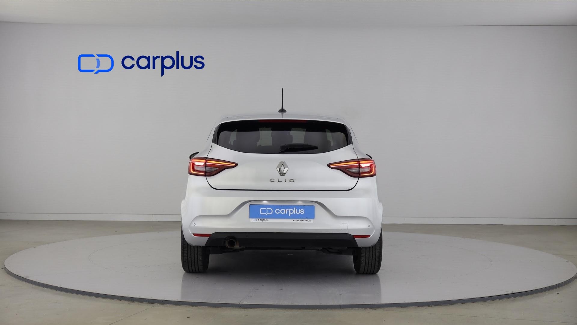 Renault Clio TCe 100 Bi-Fuel Evolution — photo 2