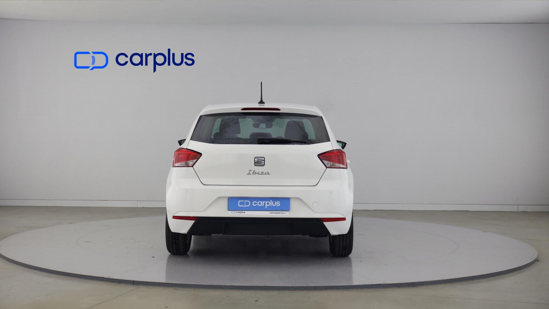 SEAT Ibiza 1.0 TSI REFERENCE 5v — photo 2