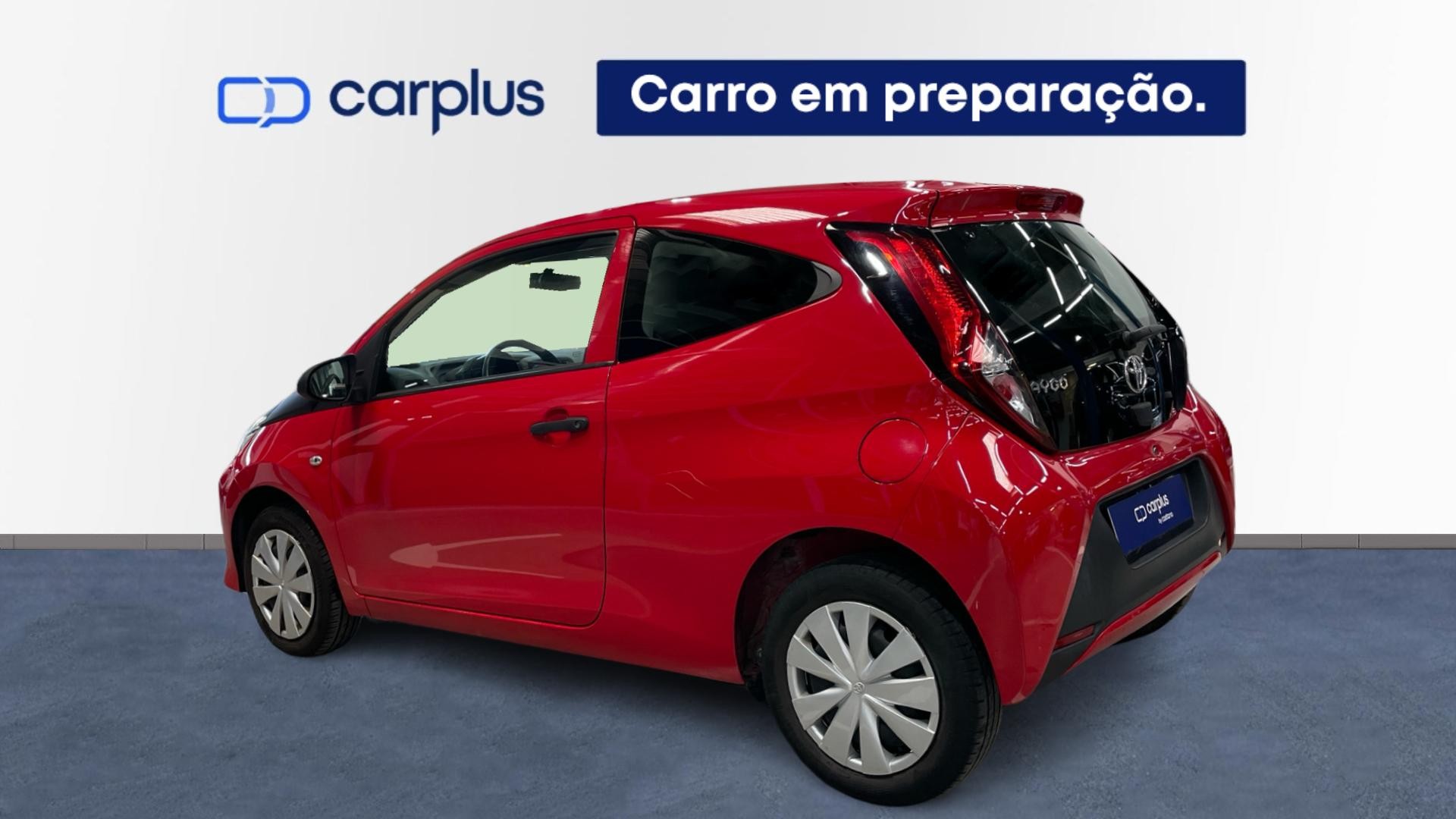 Toyota Aygo 1.0 VVT-i x — photo 2