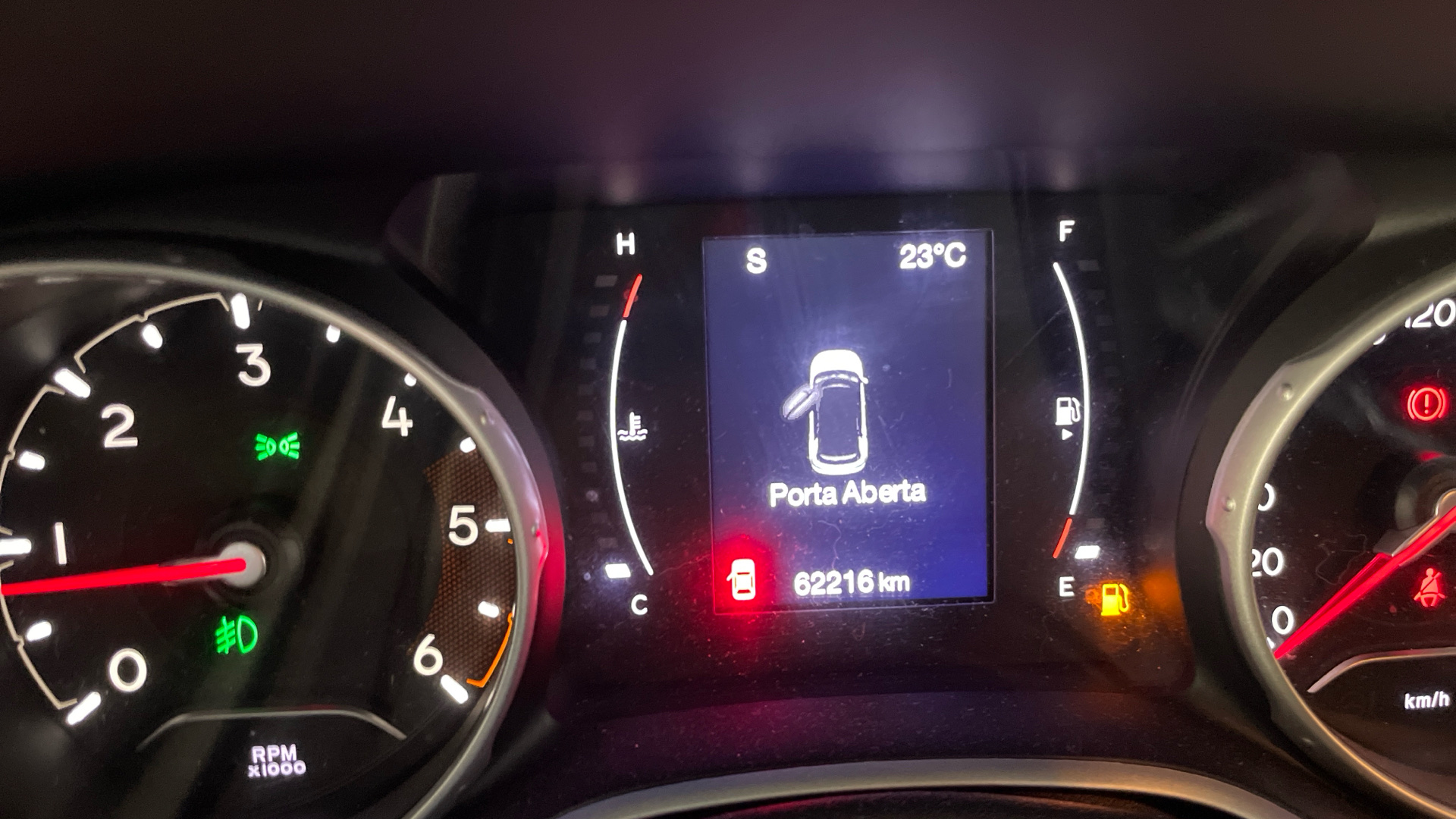 Jeep Compass Longitude 1.6 MultiJet II 120cv 4X2 — fotografia 3