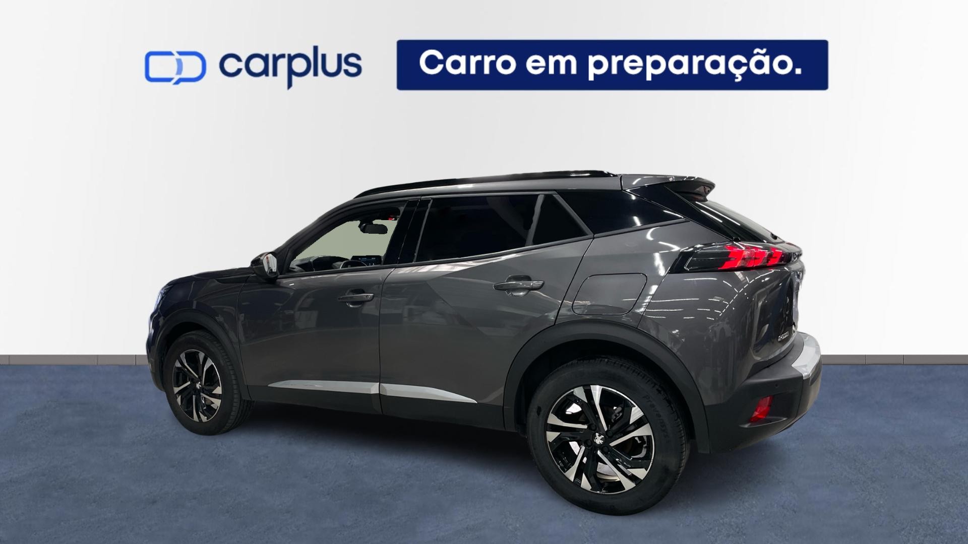 Peugeot 2008 1.2 PureTech 100cv Allure — photo 2