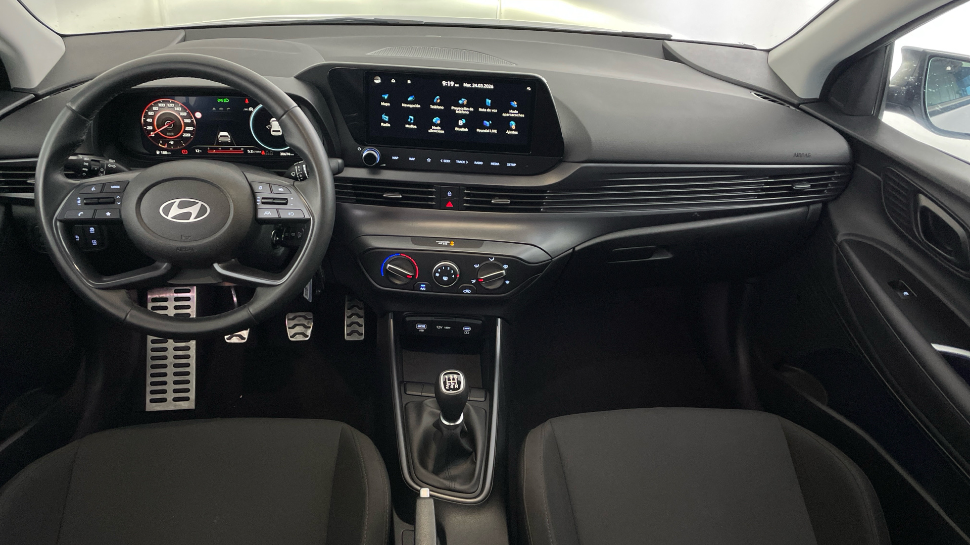 Hyundai Bayon - 10