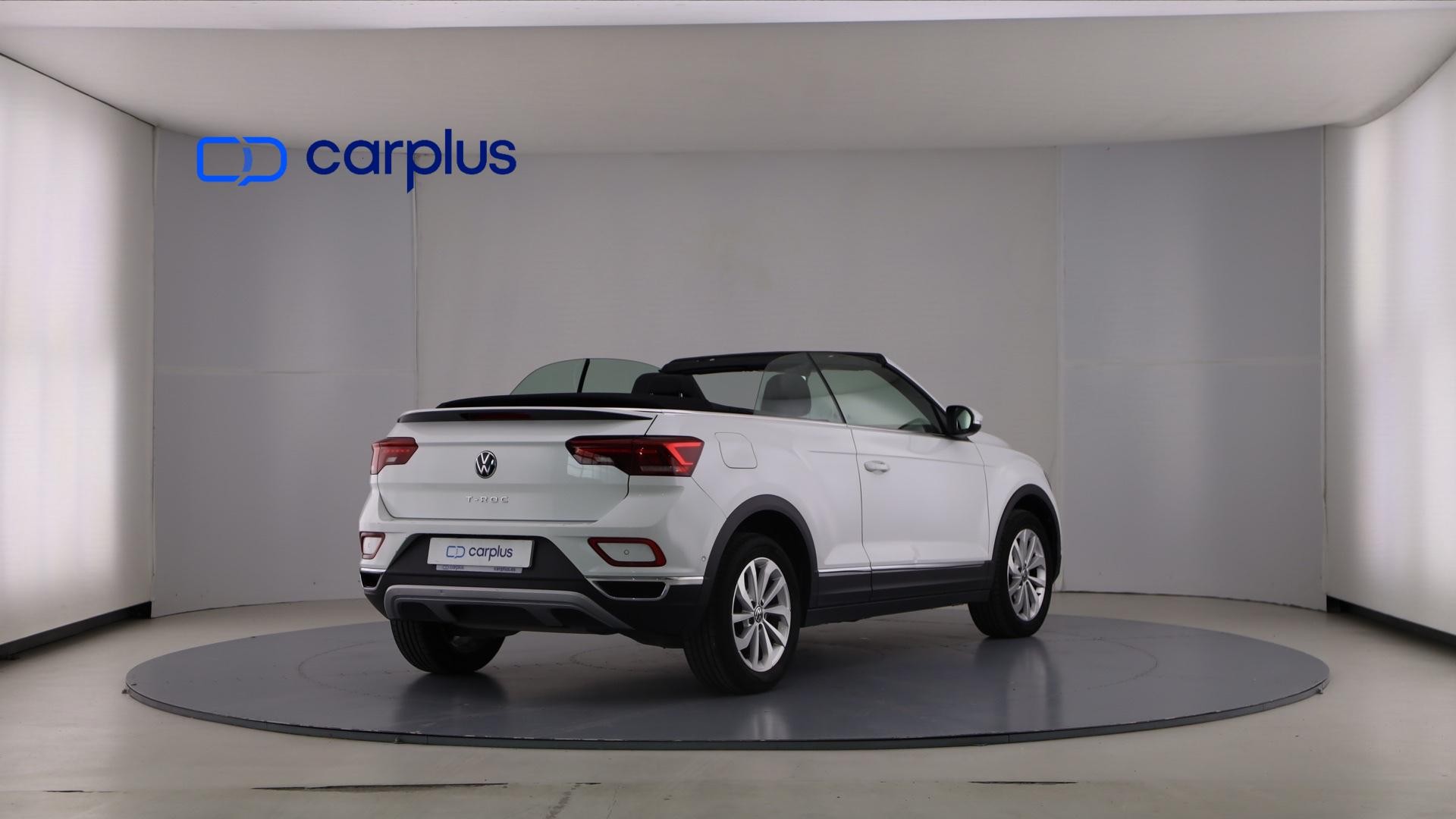 Volkswagen T-Roc - 3