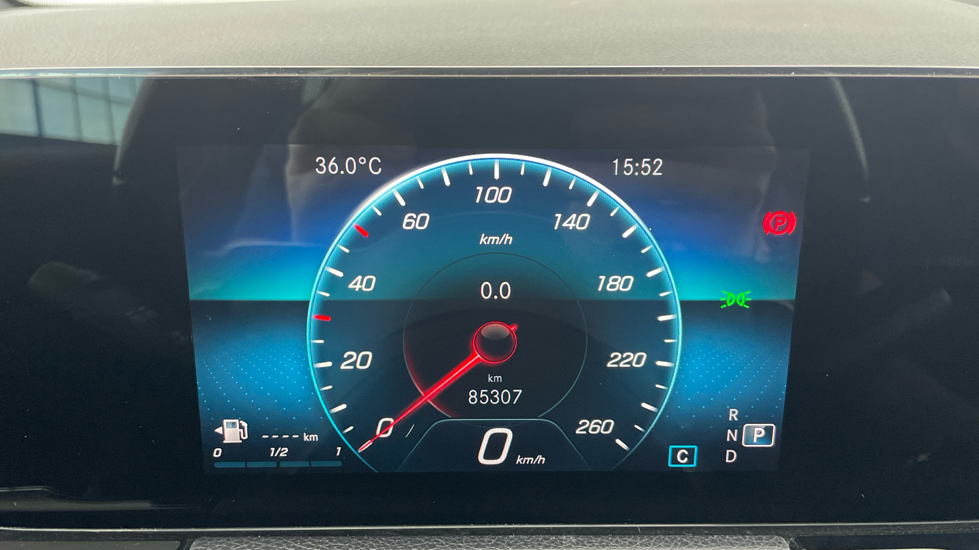 Mercedes-Benz GLA - 9