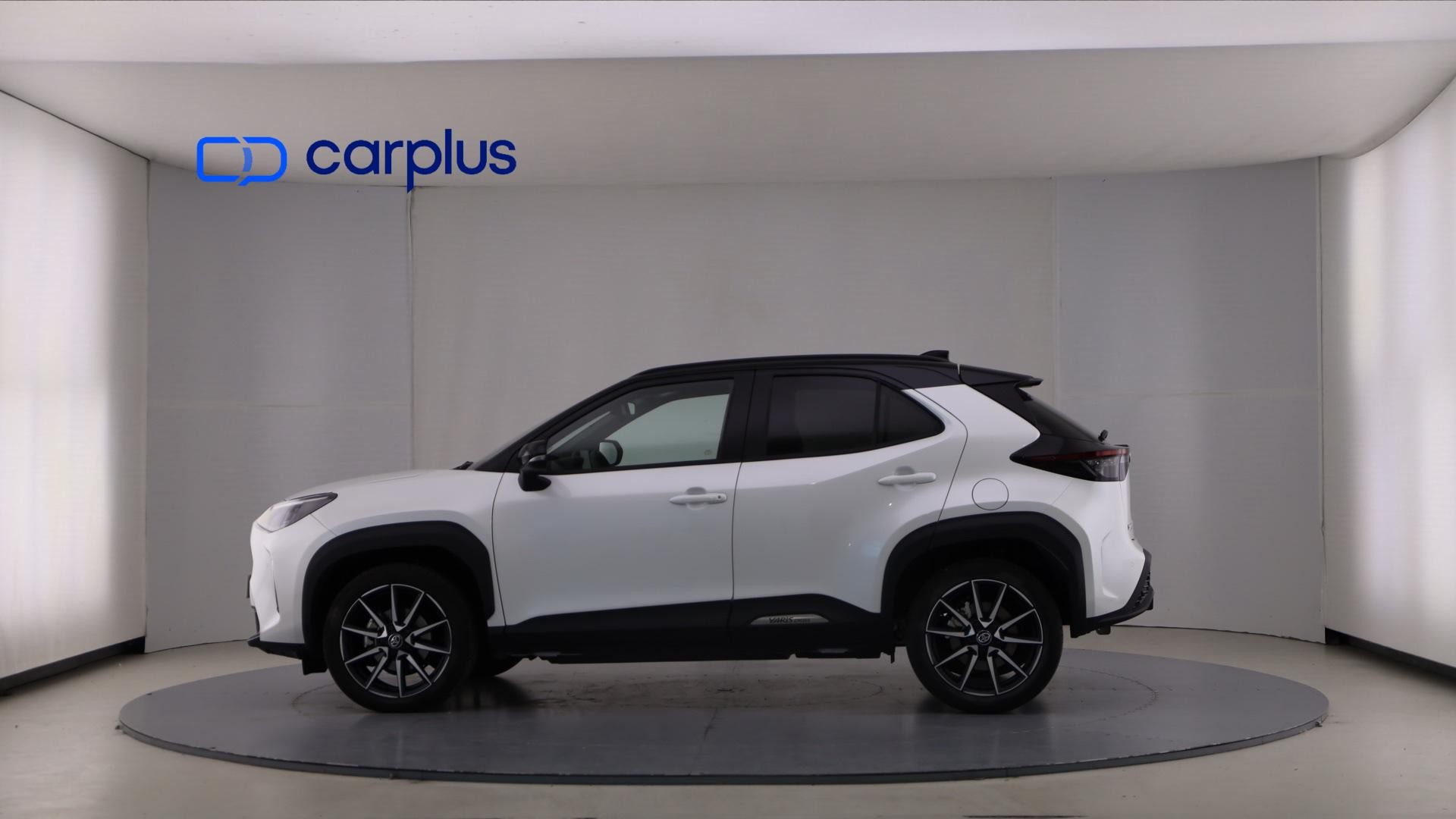 TOYOTA Yaris Cross - 7