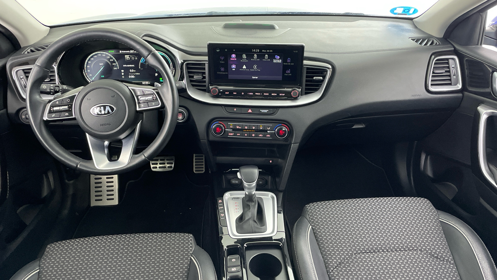 Kia XCeed - 10