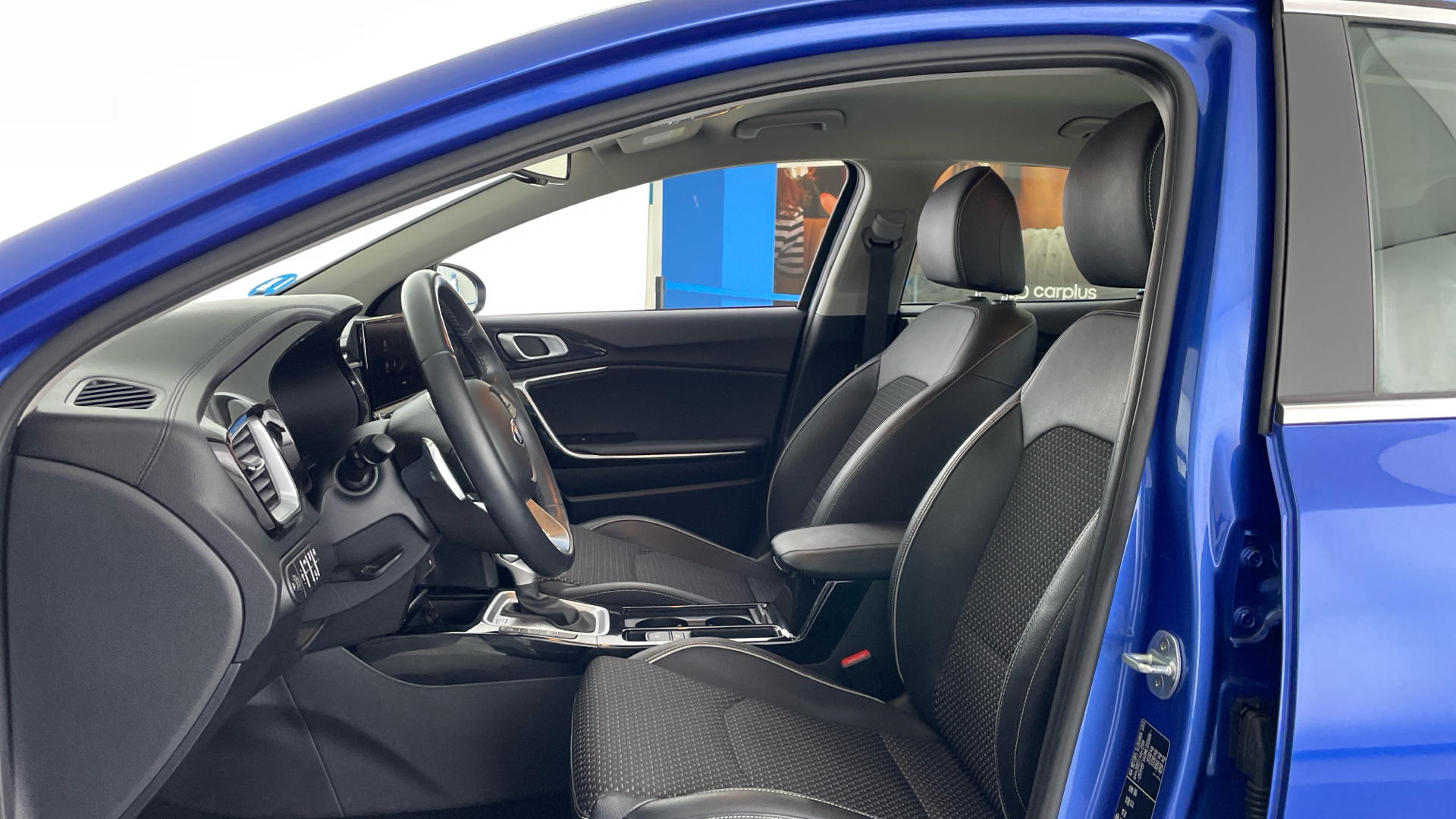 Kia XCeed - 11
