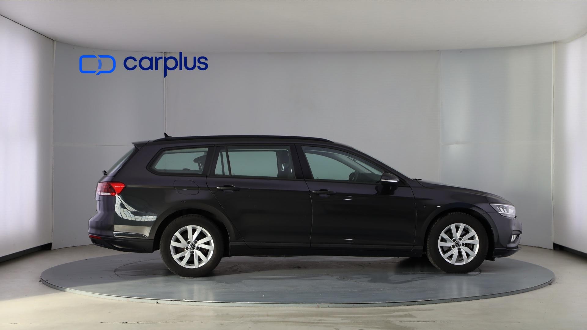 Volkswagen Passat - 7