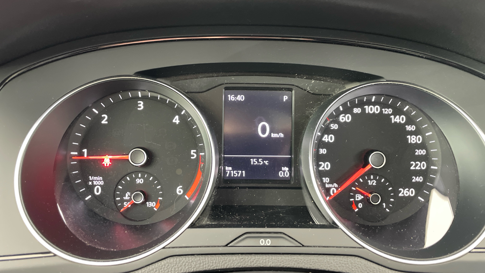Volkswagen Passat - 9