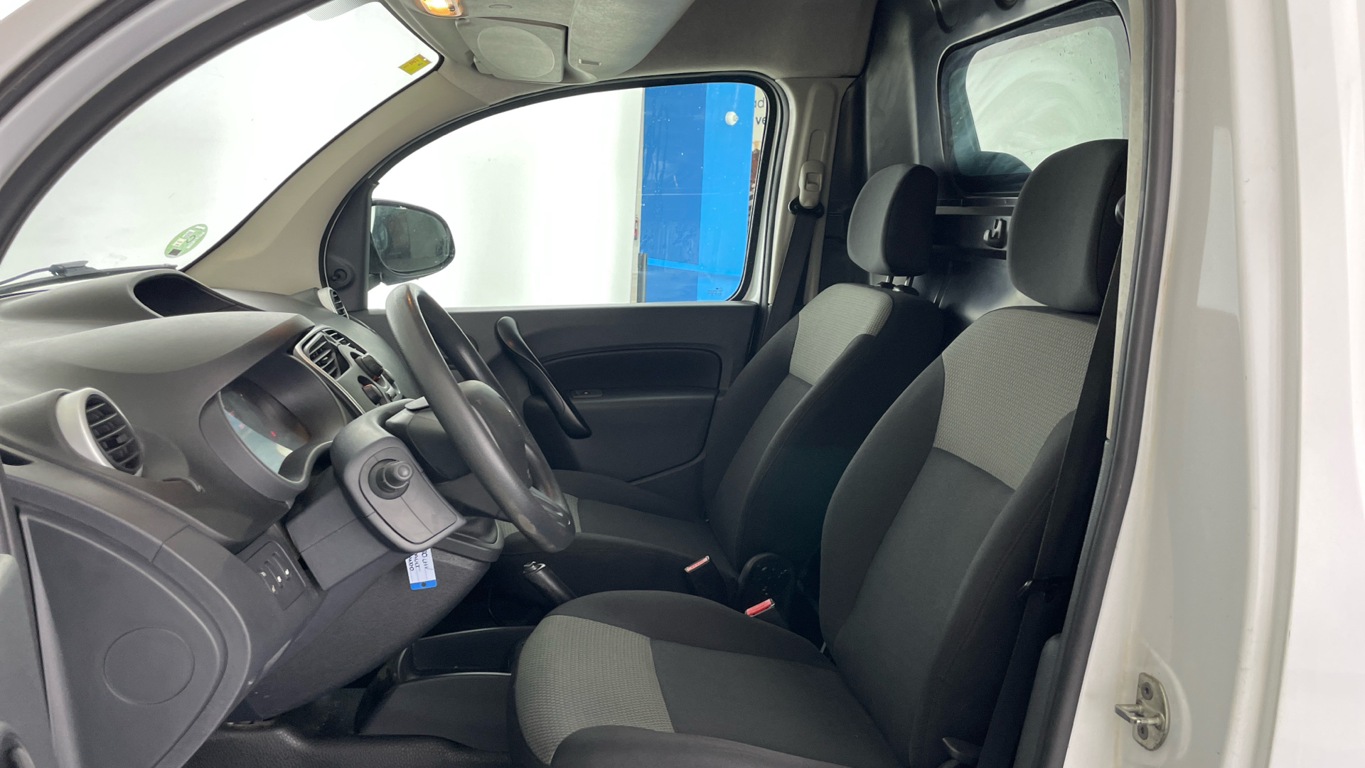 Renault Kangoo Express - 11