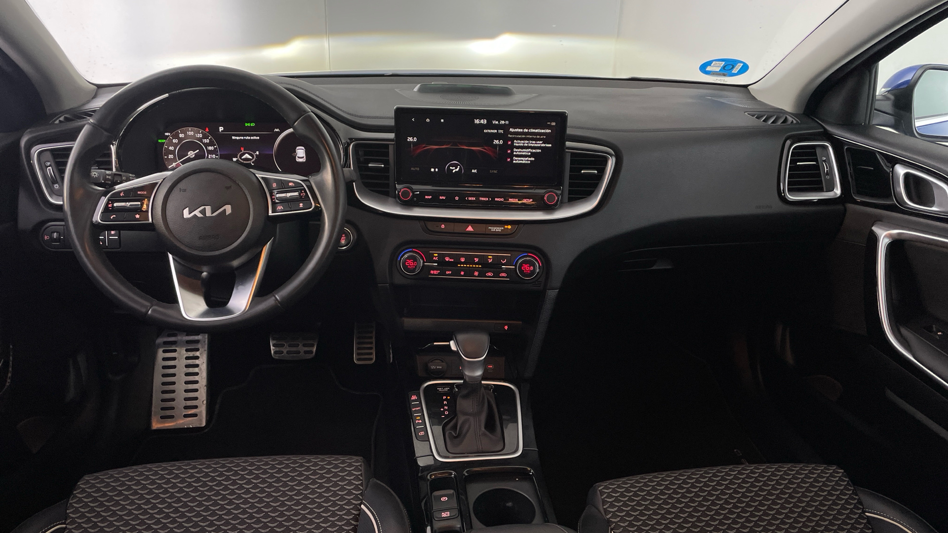 Kia XCeed - 10