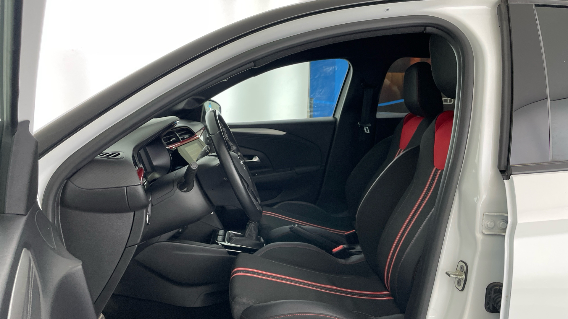 Opel Corsa - 11