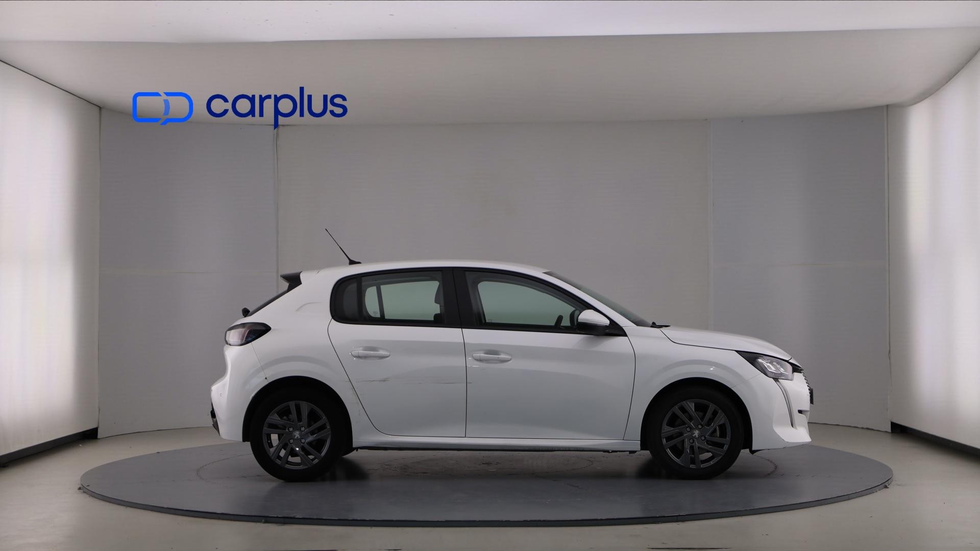 Peugeot 208 - 4