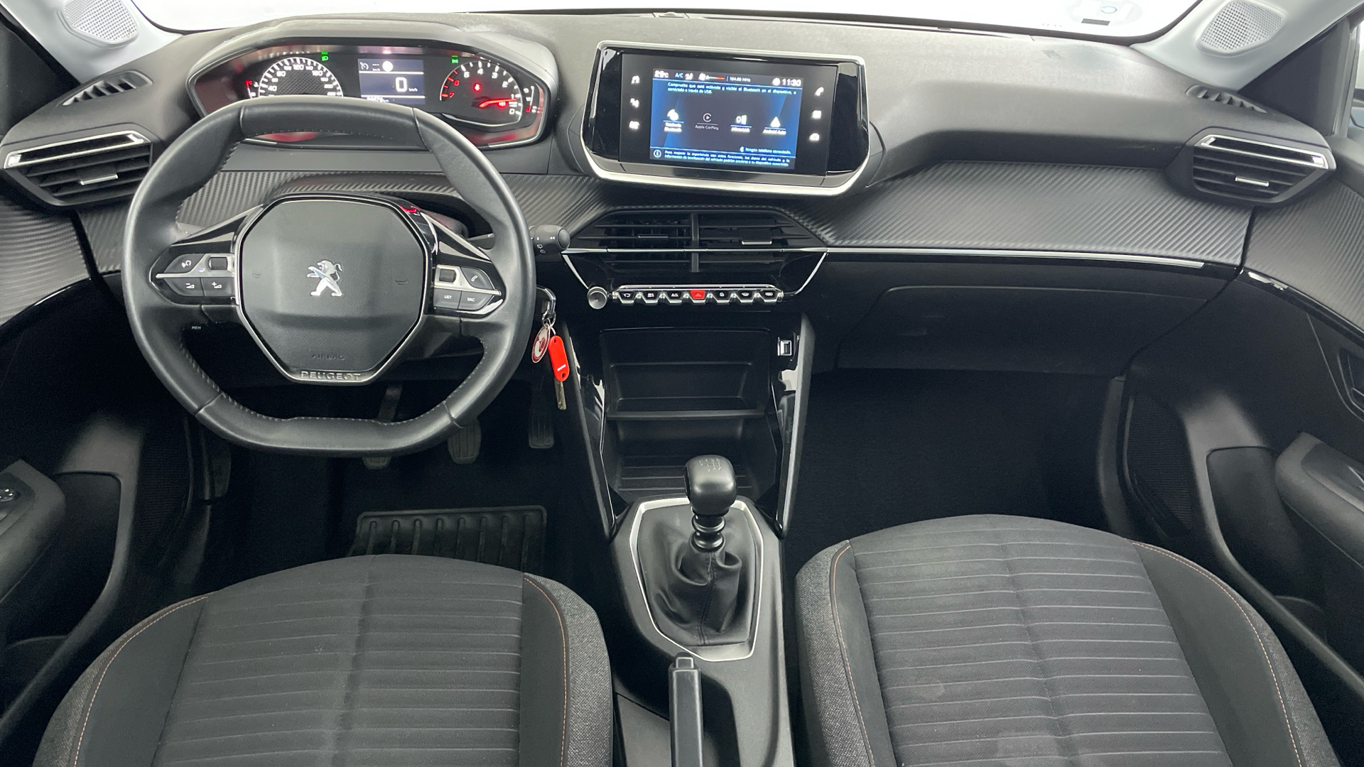 Peugeot 208 - 10