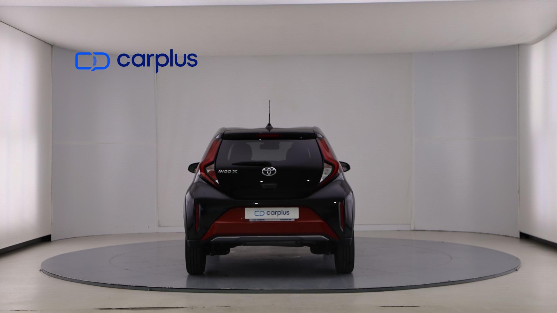 TOYOTA Aygo X Cross - 2