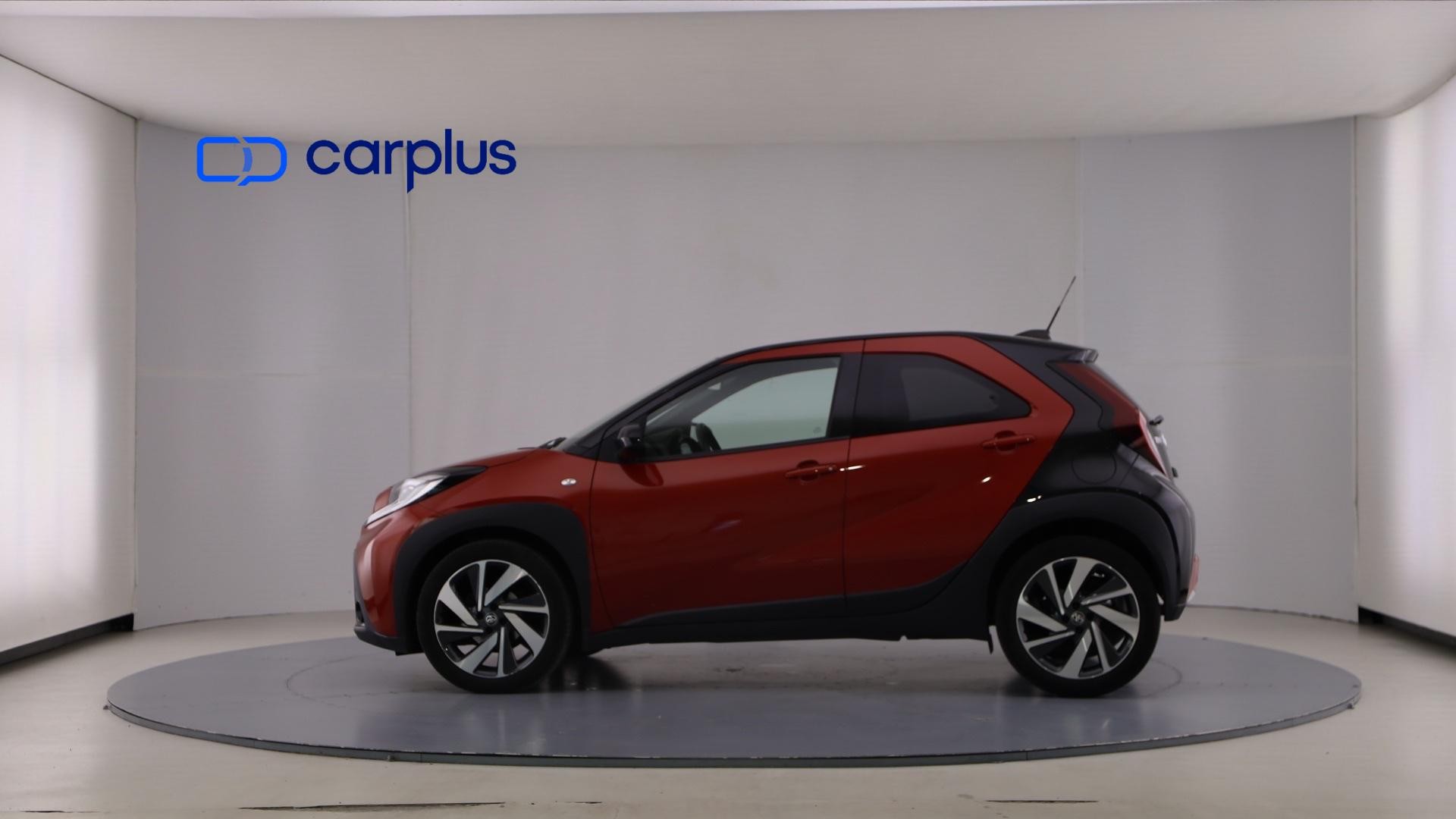 TOYOTA Aygo X Cross - 7