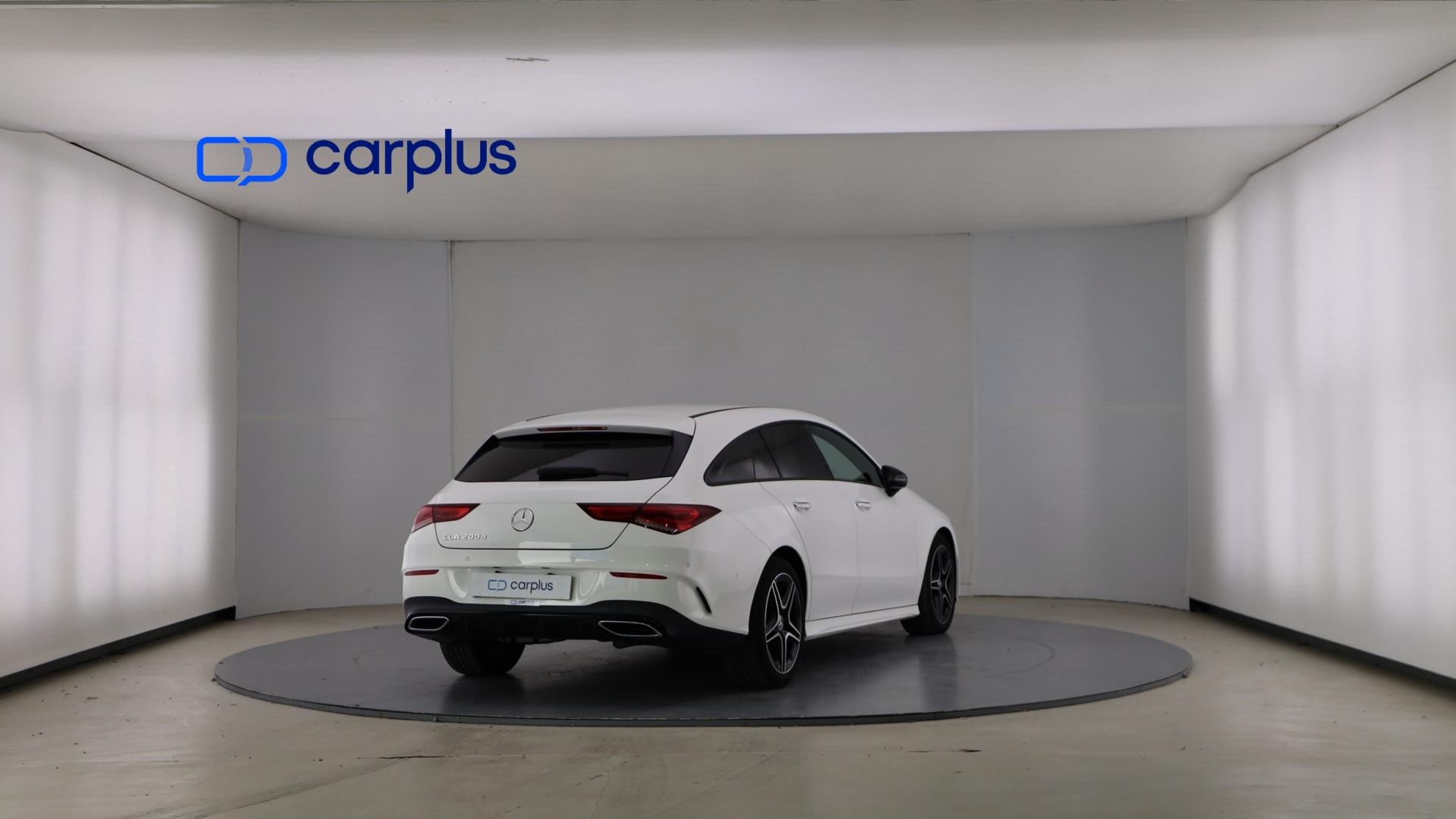 Mercedes-Benz CLA - 8