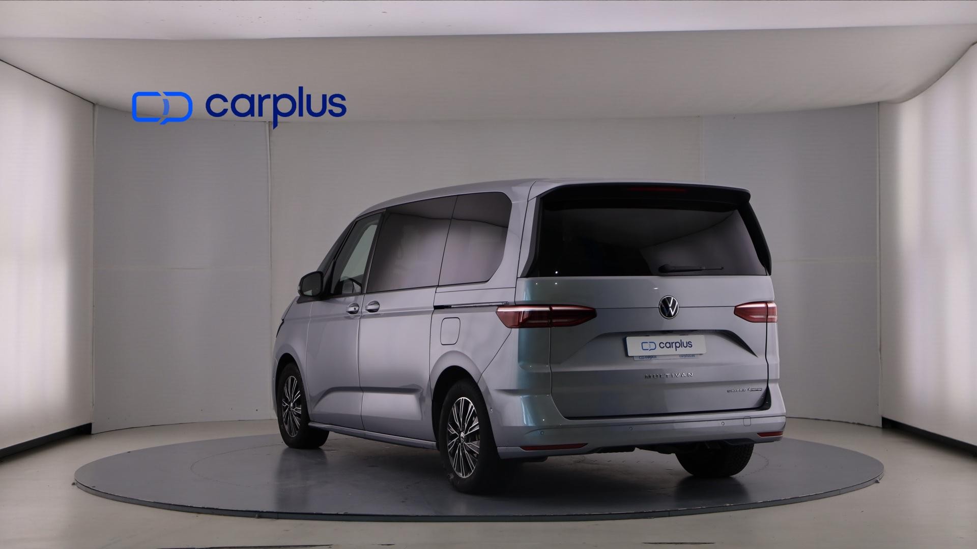 Volkswagen Multivan - 8