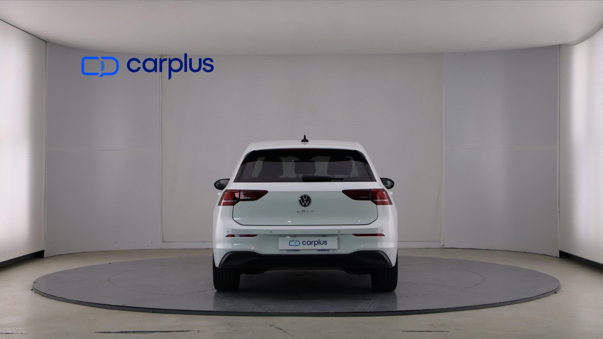 Volkswagen Golf - 2