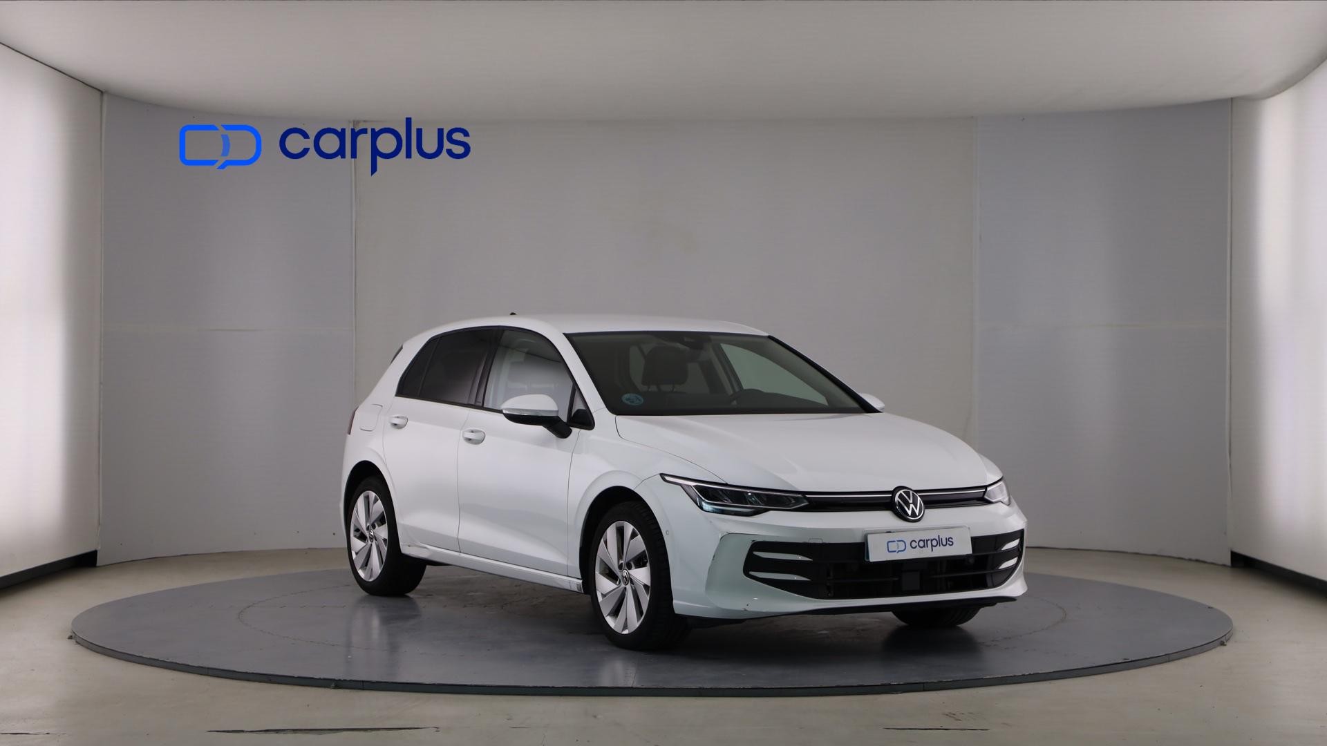 Volkswagen Golf - 6