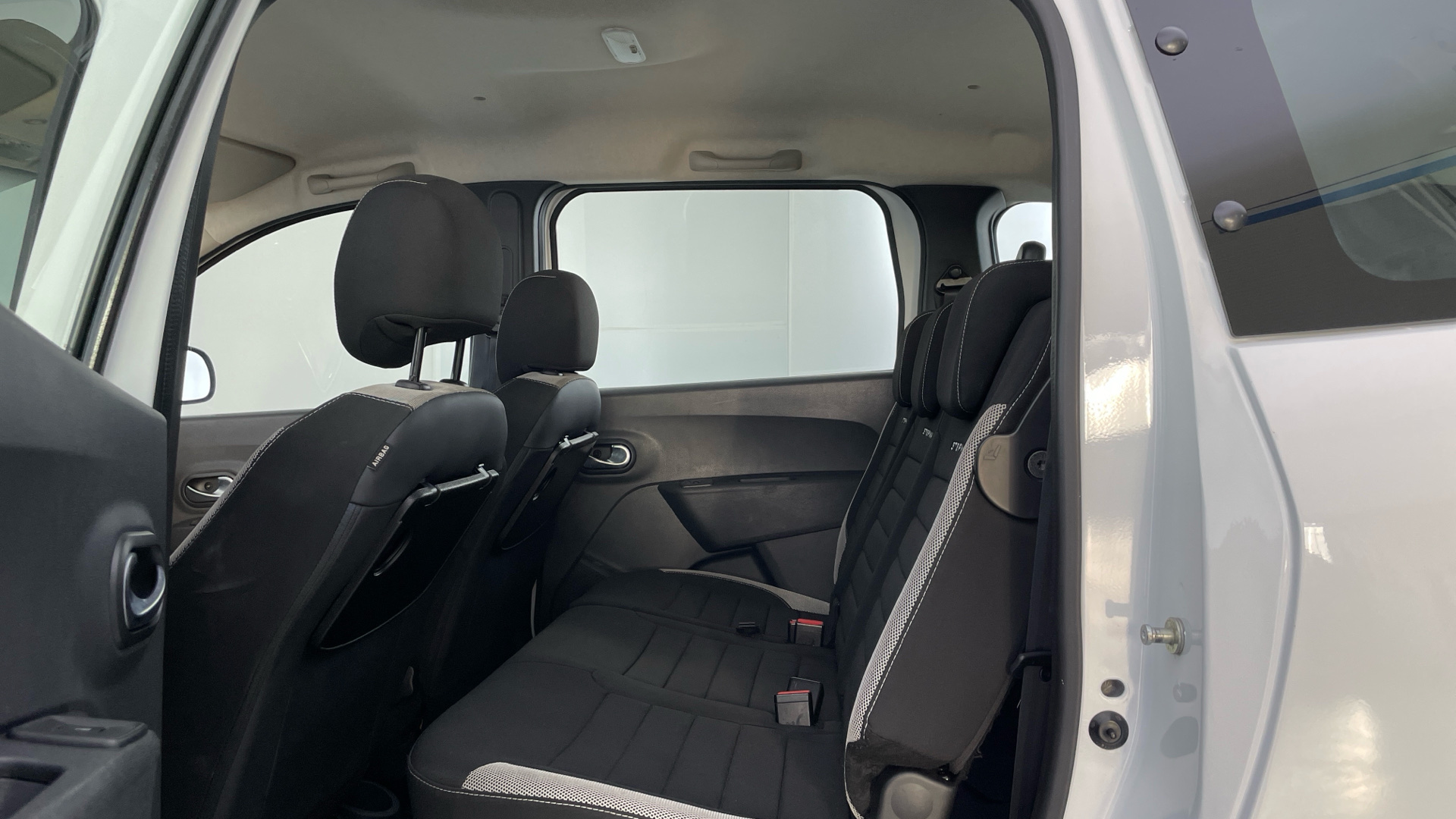 Dacia Lodgy - 12