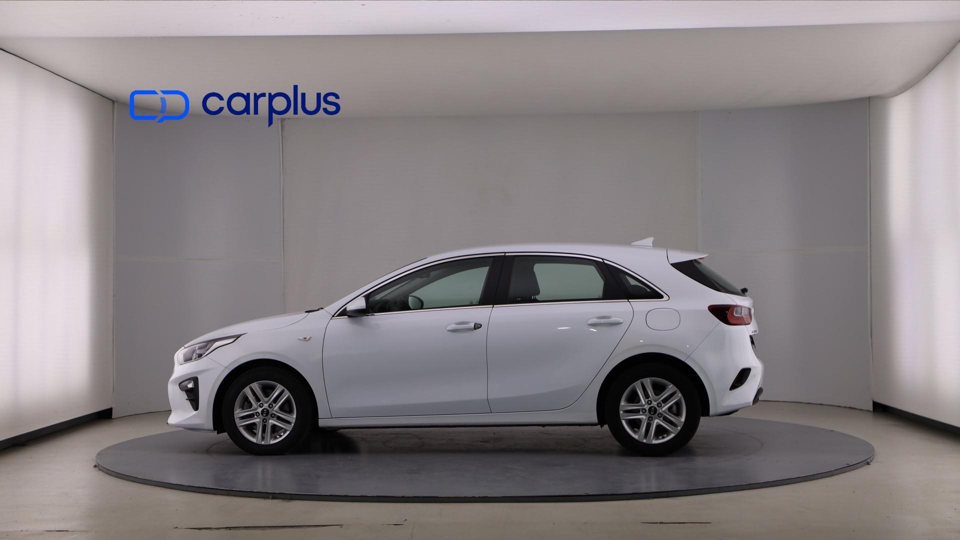 Kia Ceed - 7