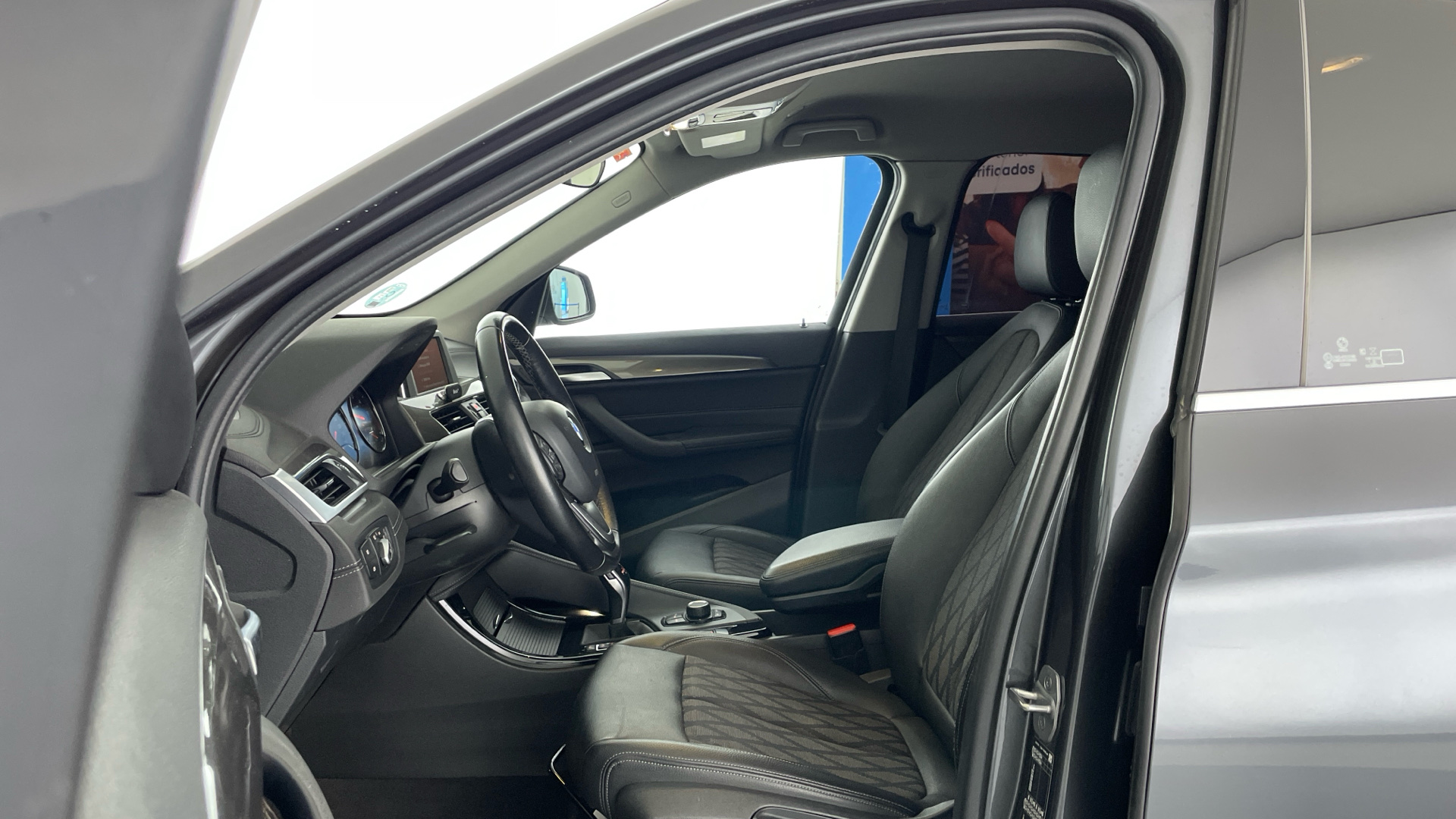 BMW X1 - 11