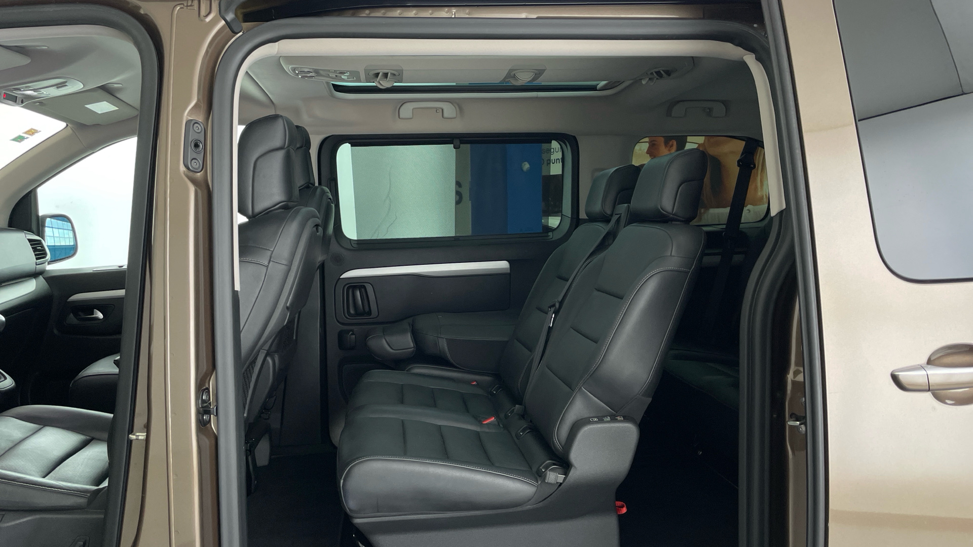 Citroën Spacetourer - 12
