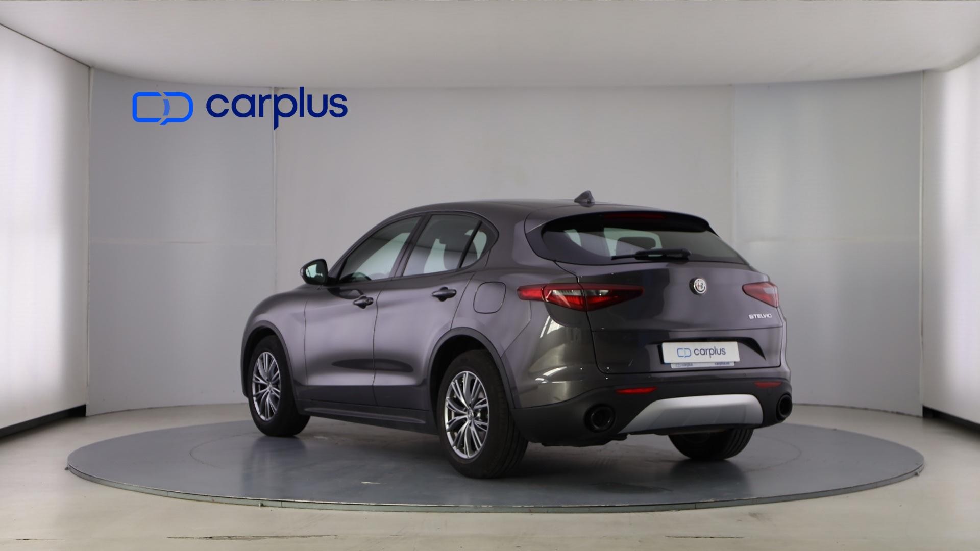 Alfa Romeo Stelvio - 3