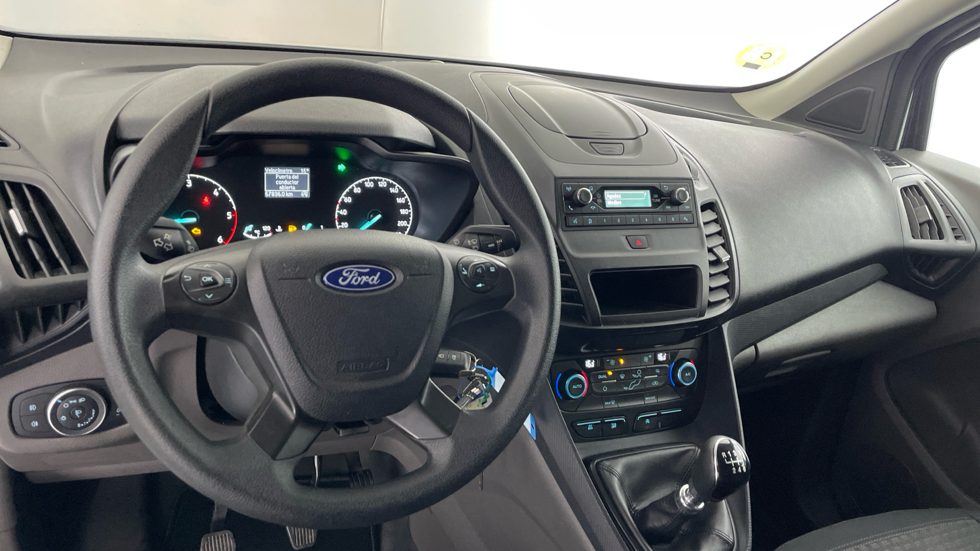 Ford Transit Connect - 10