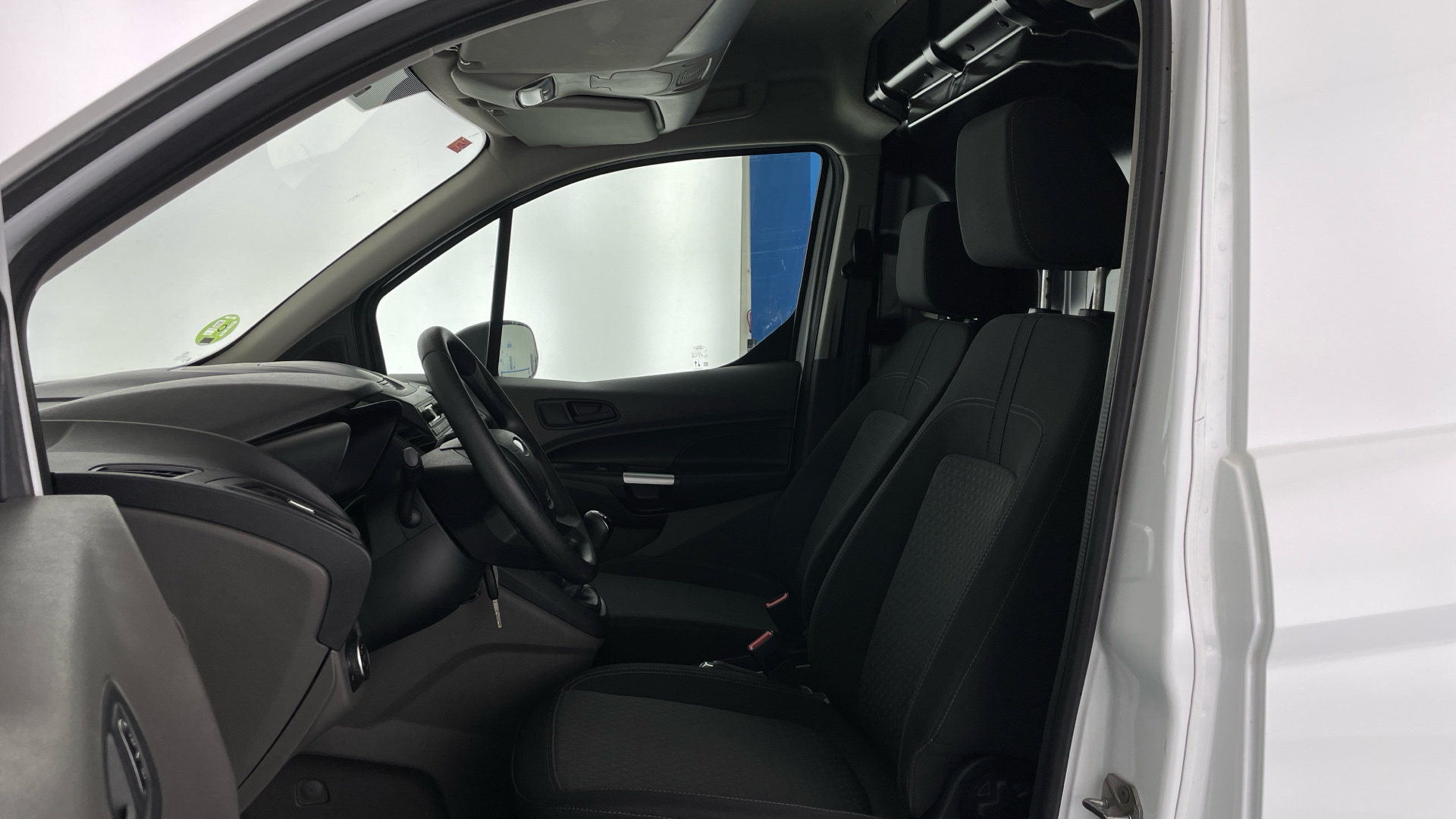 Ford Transit Connect - 11