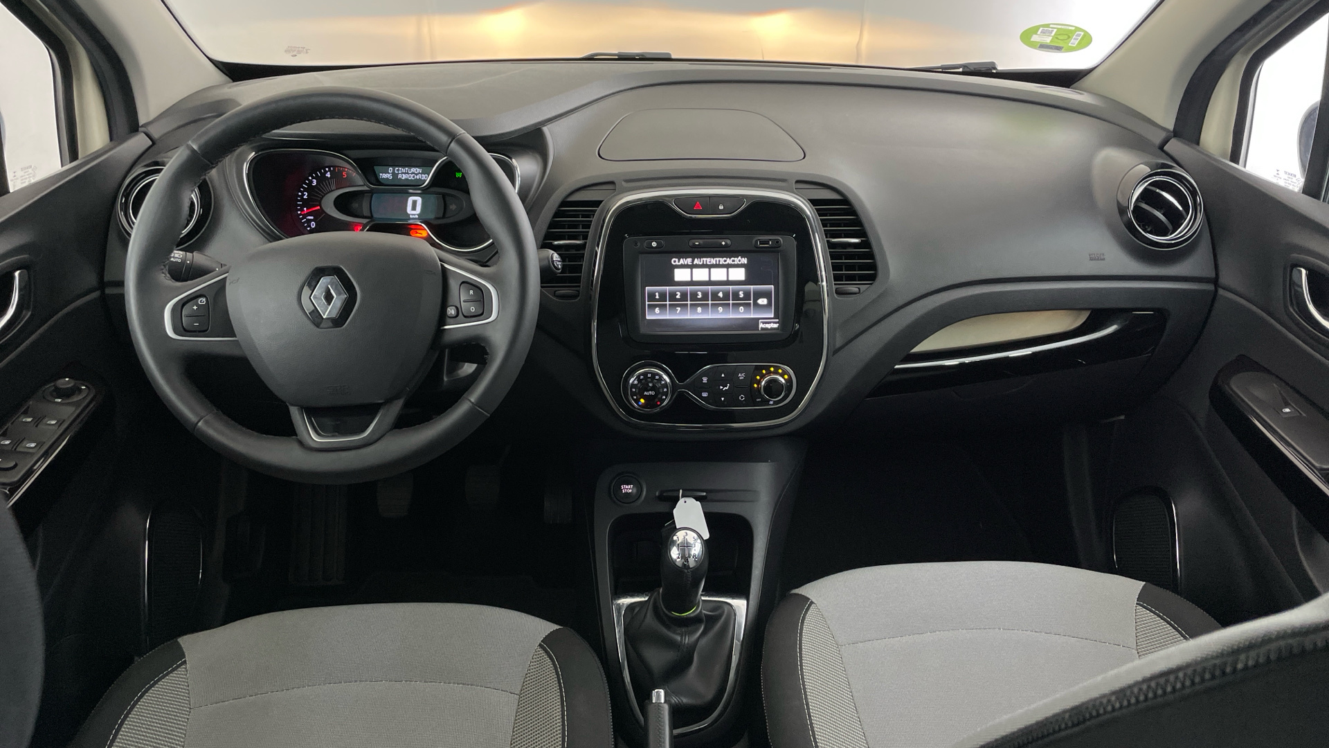 Renault Captur - 10