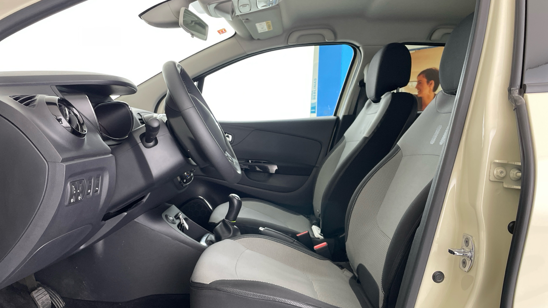 Renault Captur - 11