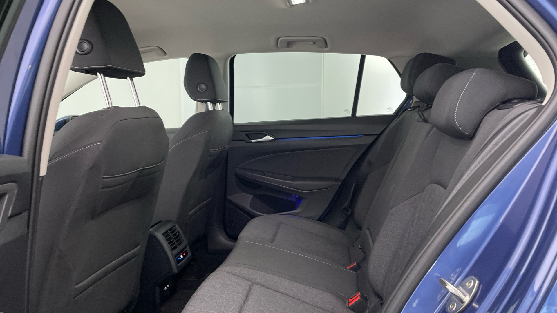 Volkswagen Golf - 12
