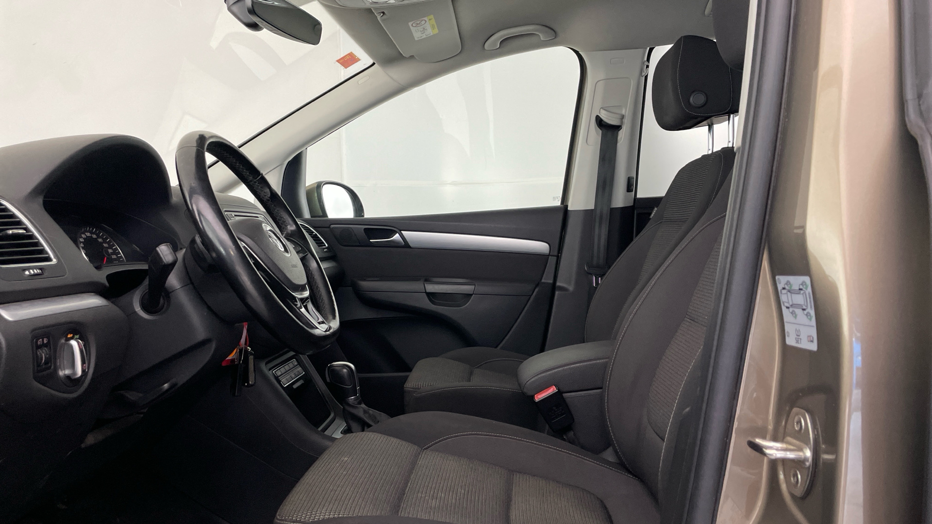 Volkswagen Sharan - 11