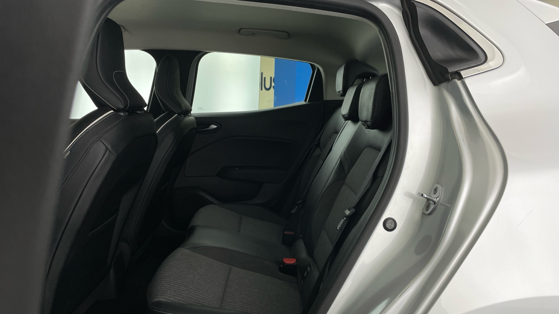 Renault Clio - 12