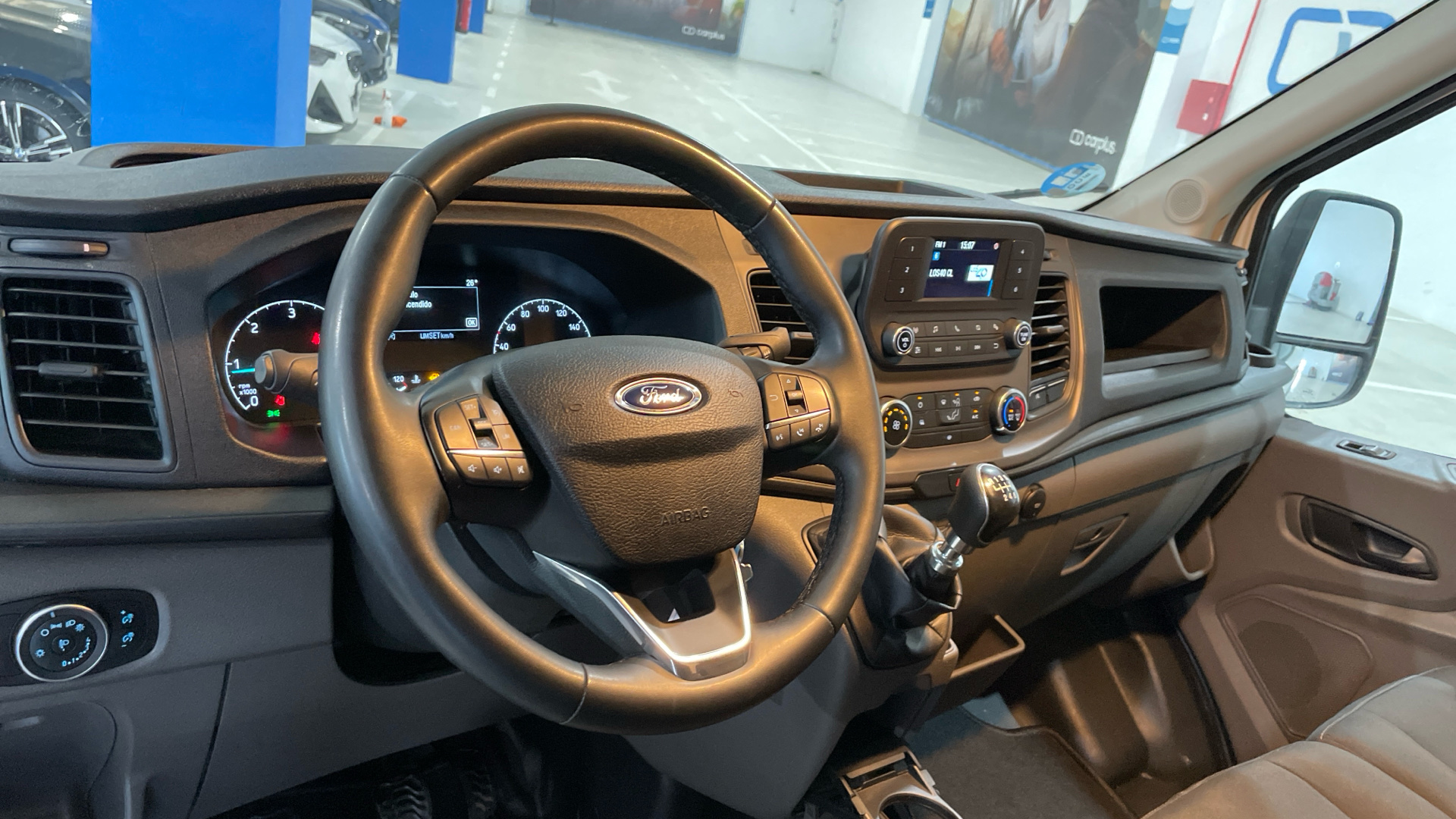 Ford Transit - 10