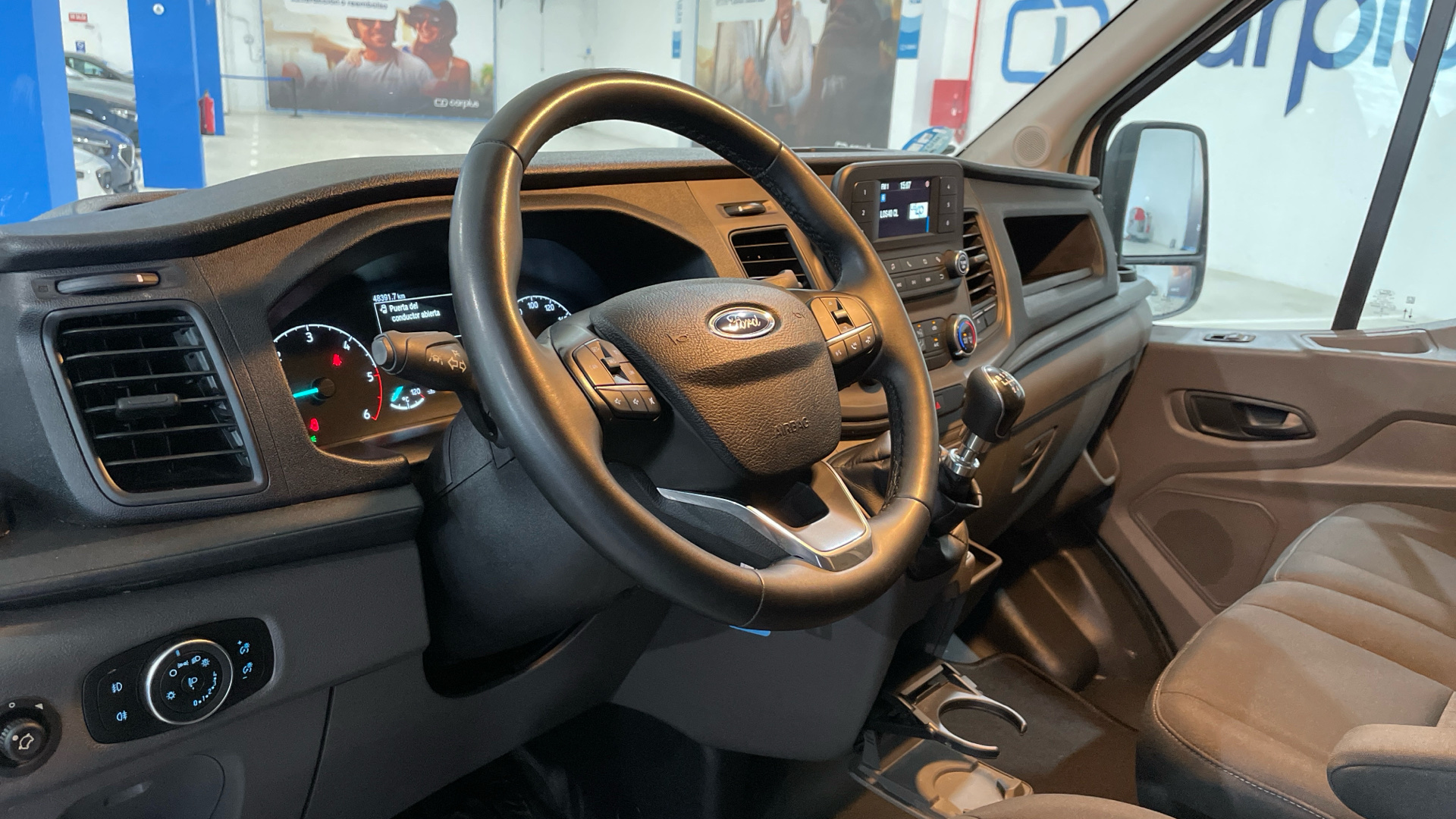 Ford Transit - 11