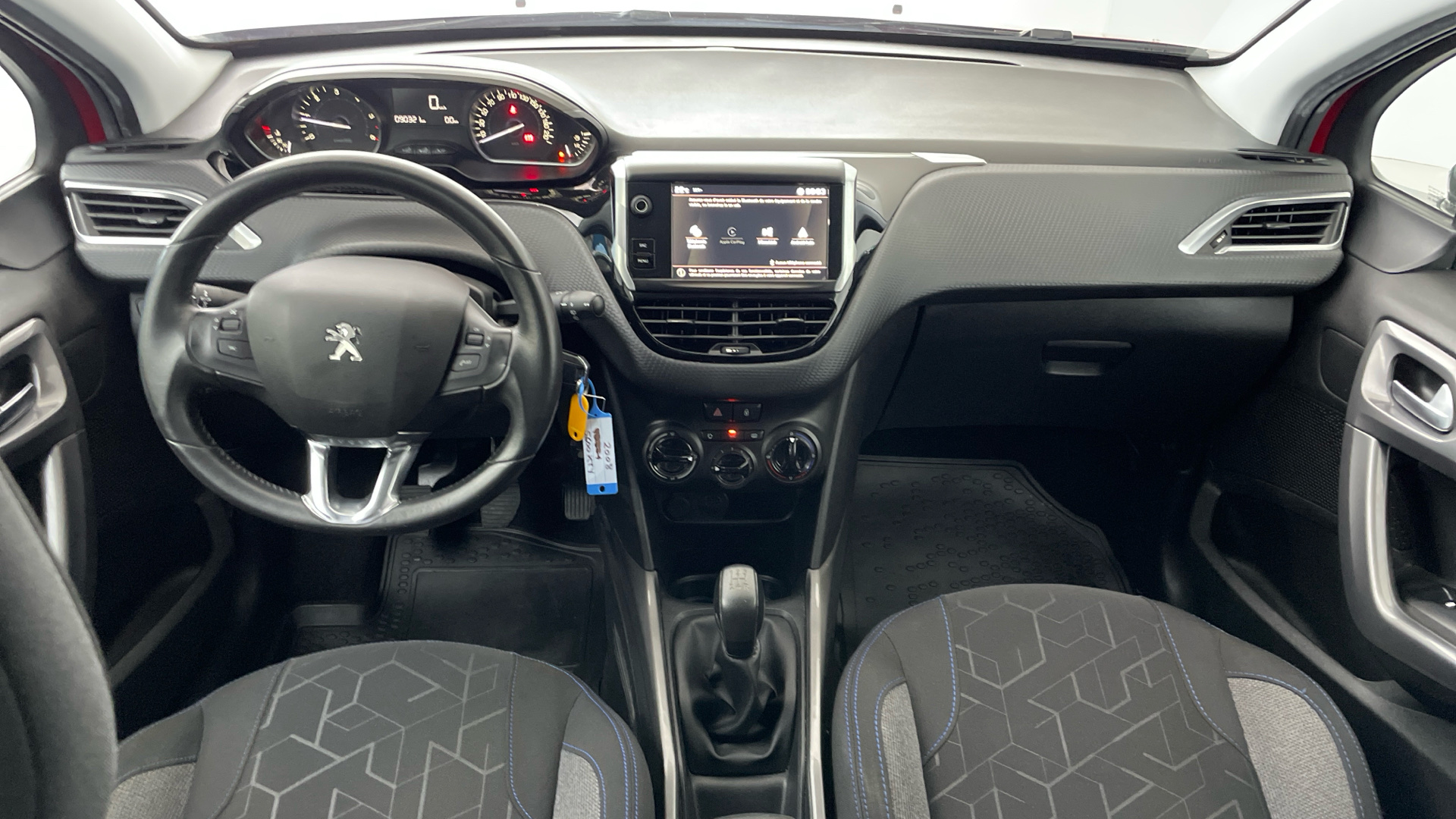 Peugeot 2008 - 10