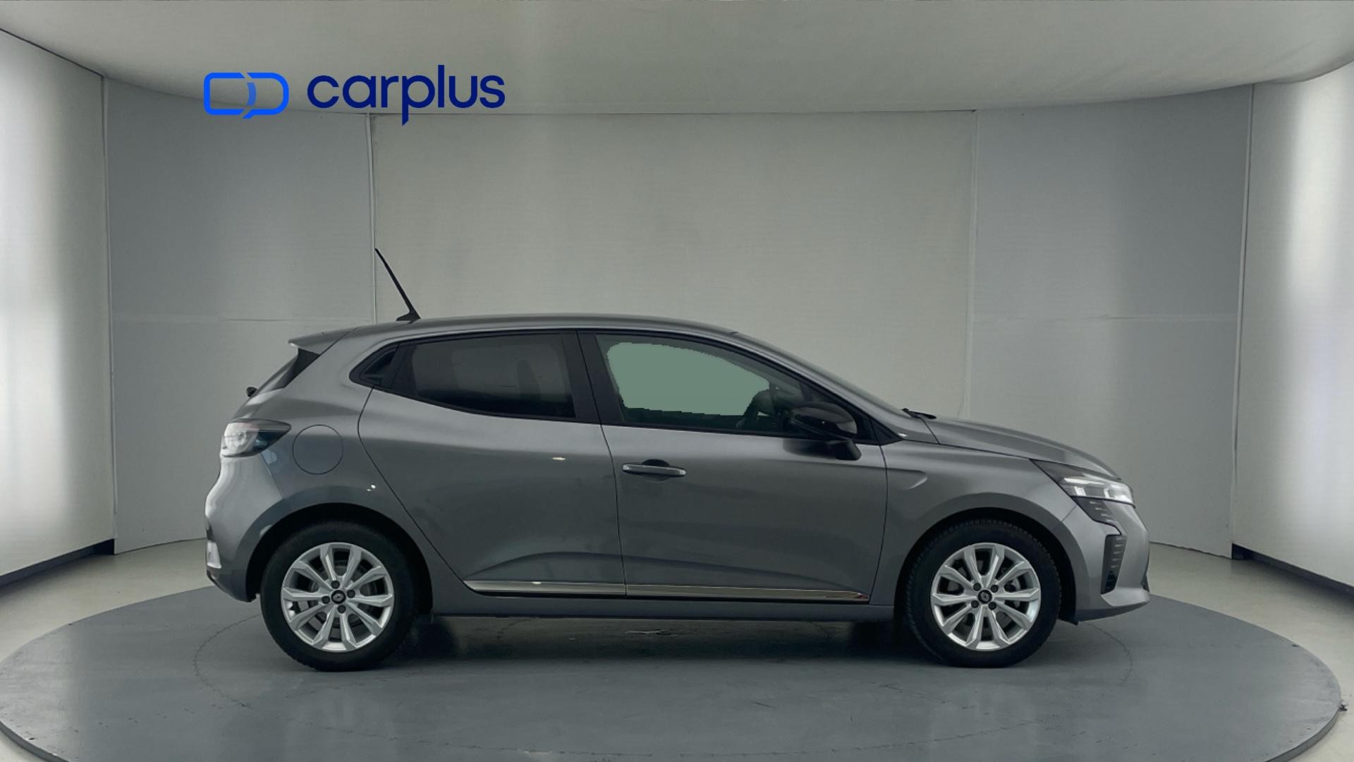 Renault Clio - 8