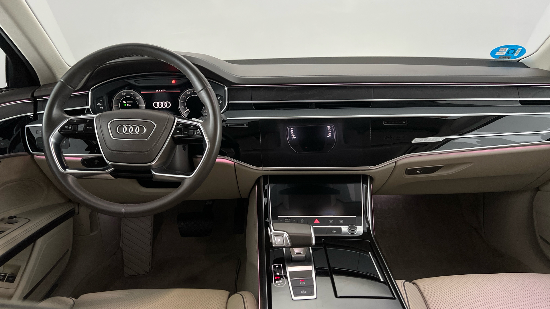 Audi A8 - 10